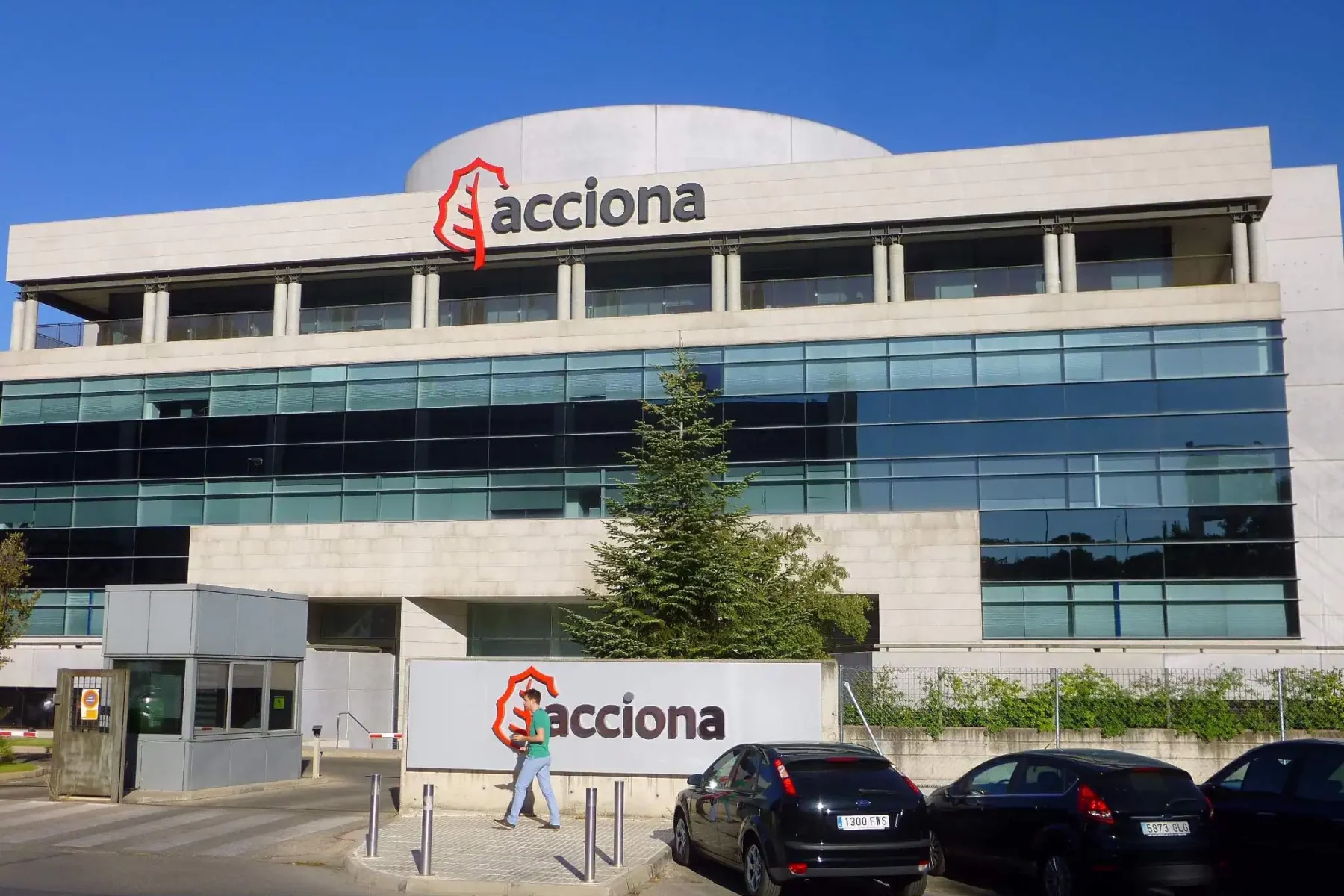 Alcobendas_-_La_Moraleja,_Parque_Empresarial_La_Moraleja,_Oficinas_de_Acciona_2