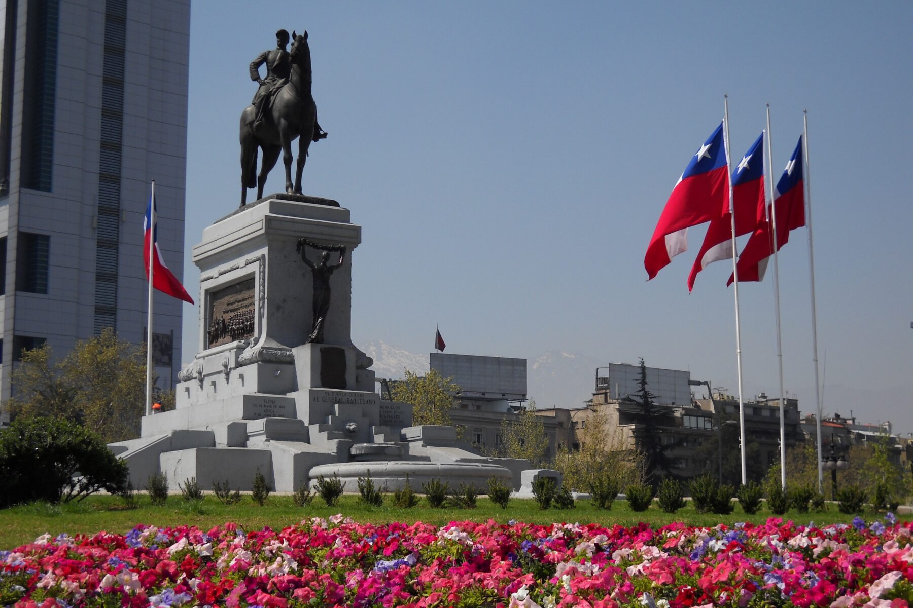 disenador-monument-1475858
