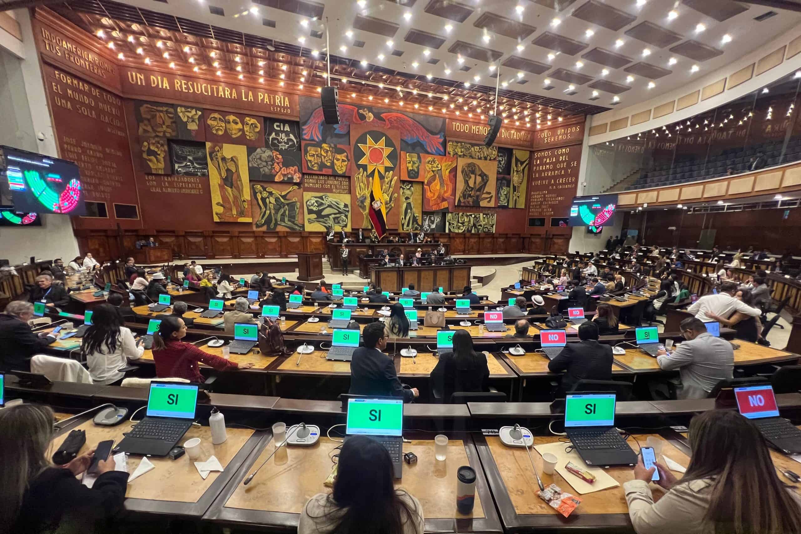 Noboa Faces Assembly on Year of Record Homicides, U.S. Pact