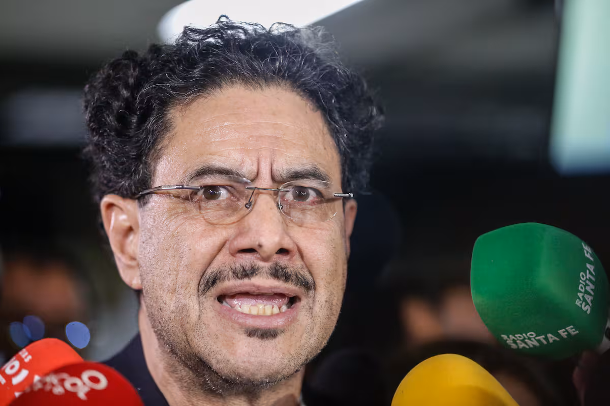 Colombia: 8 Days to Vote With Cepeda Lead, Right Field Splits