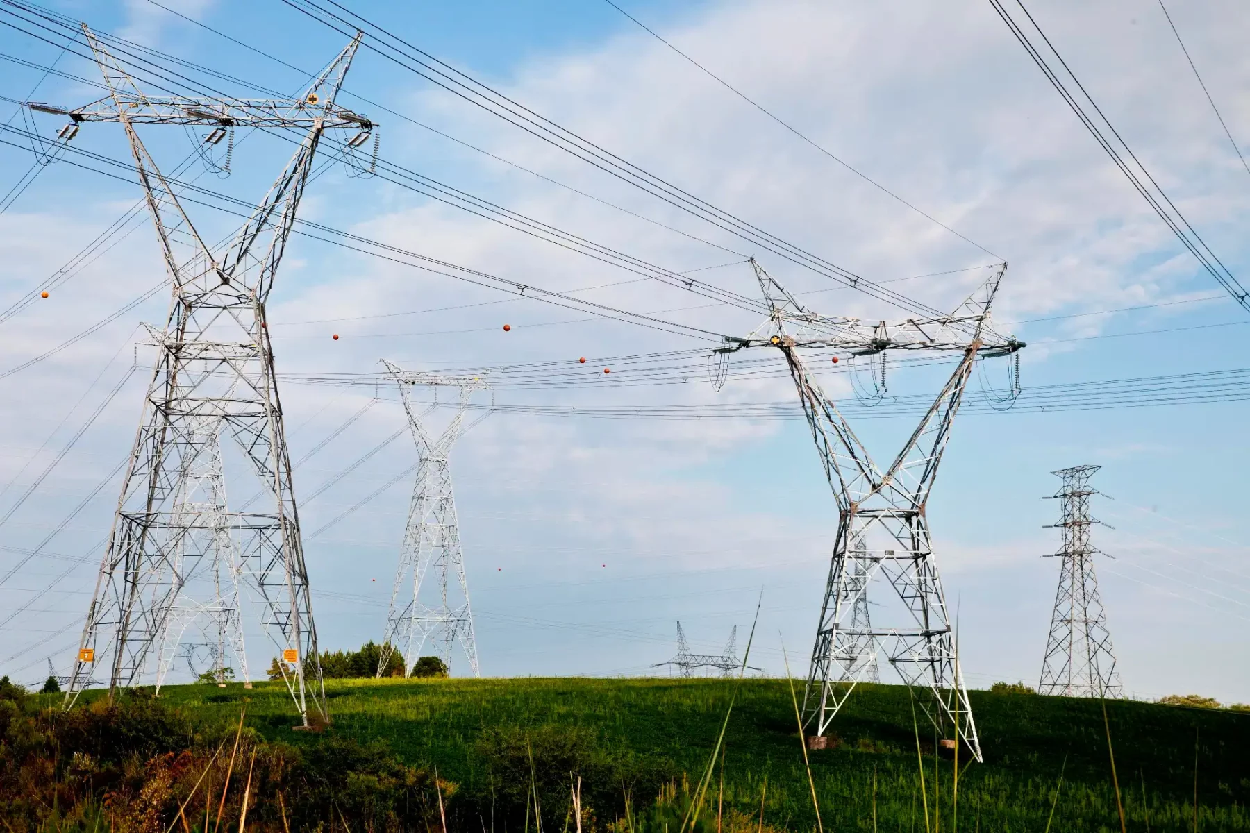 Brazil Auction for 16.7 GW Faces Court, Aneel and CADE Challenges