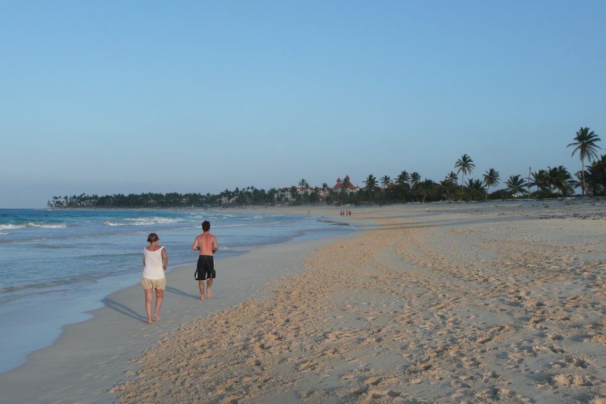 Punta Cana coastline — tourism sector at 22.5 percent of Dominican Republic foreign investment in Q1 2026