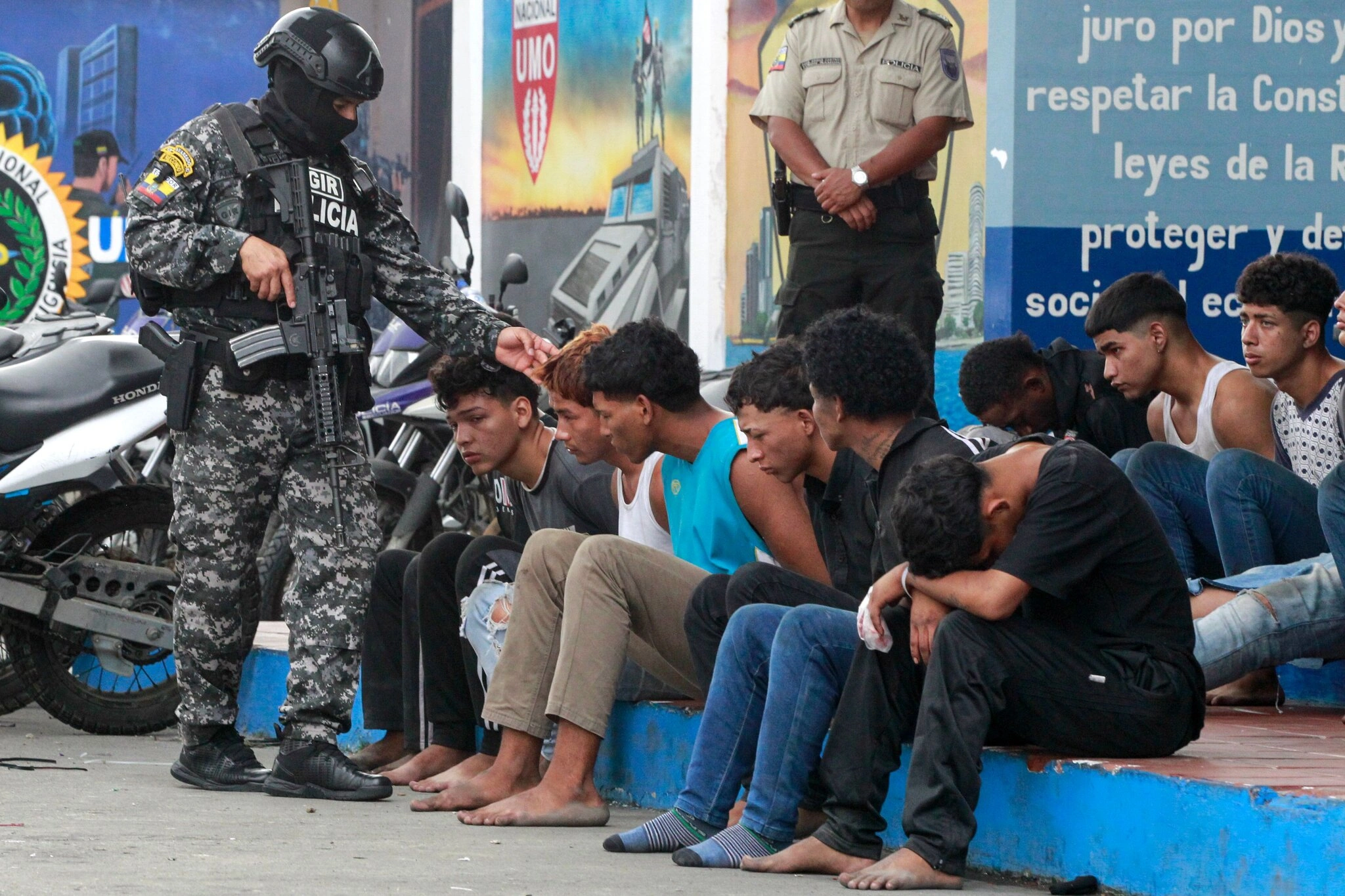 Why Ecuador’s Copy of El Salvador’s Crime Crackdown Is Failing