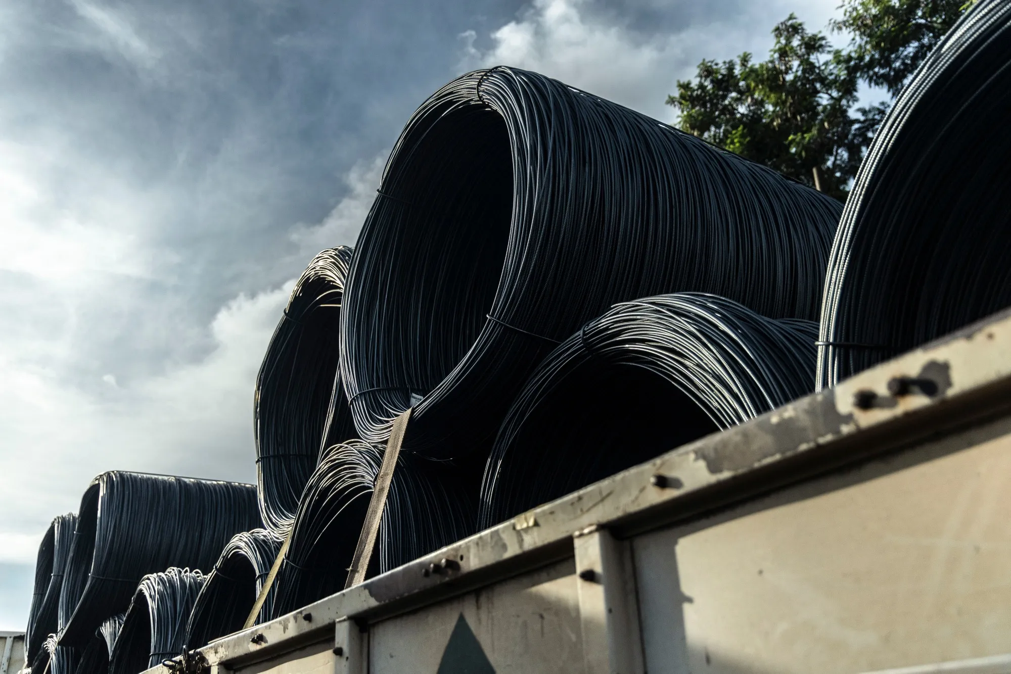 CSN, The Brazilian Steel Giant Is Selling Its Ports and Rails