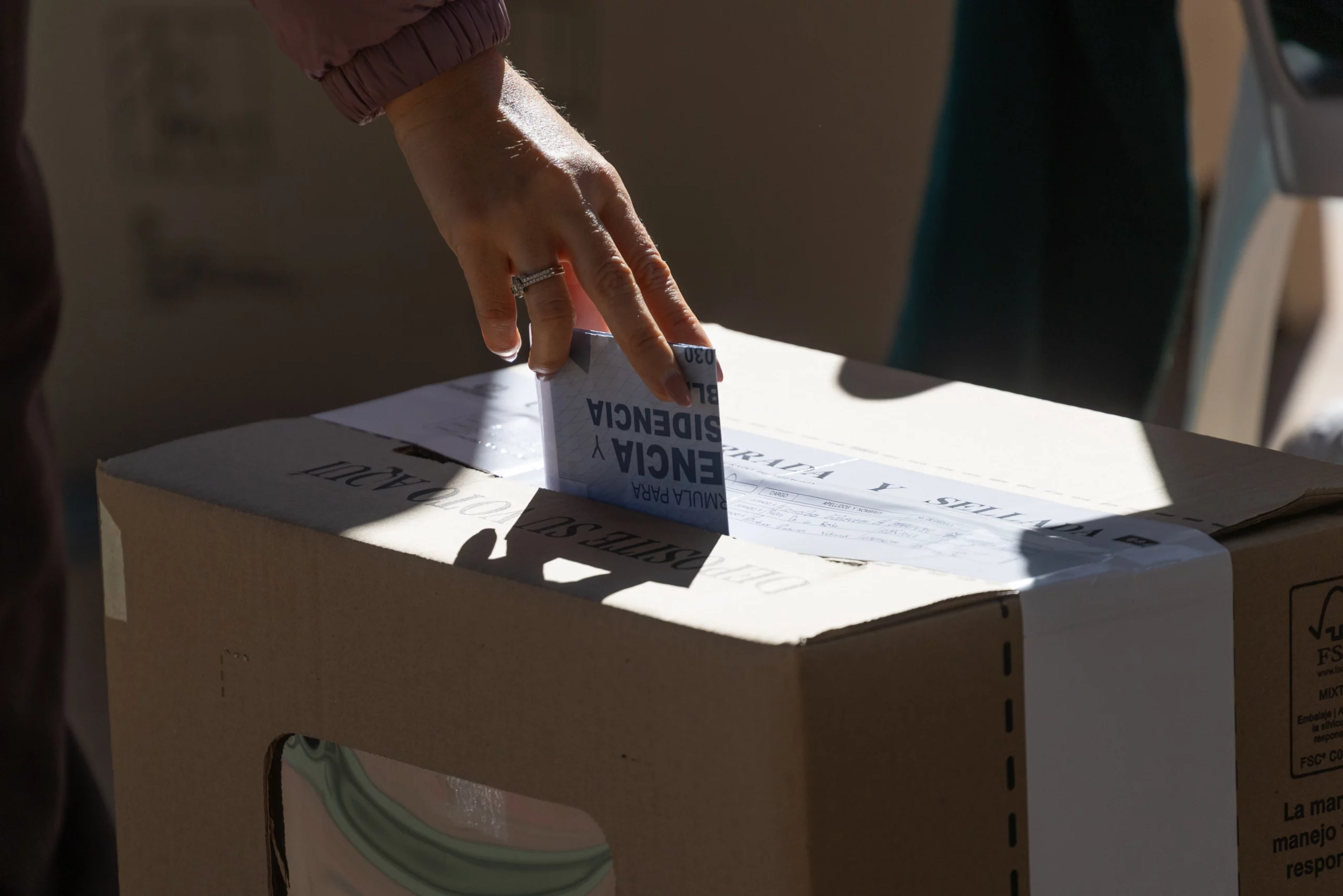 Two Rival Economic Plans Are on Colombia’s Ballot This Sunday