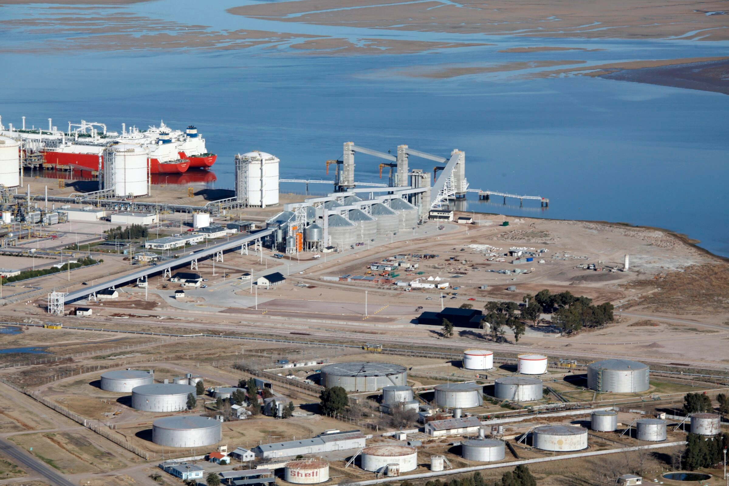 Louis Dreyfus to Build $400m Sunflower and Soy Plant in Arge