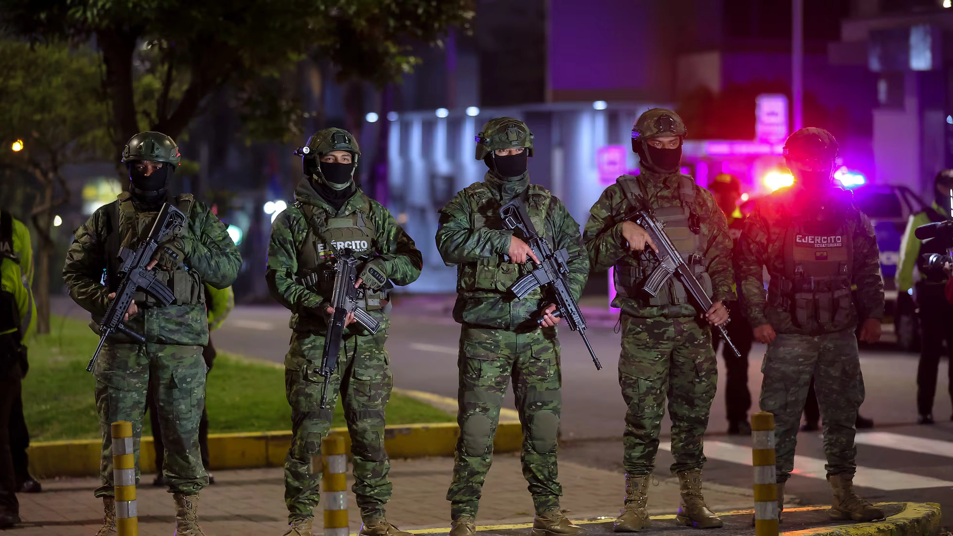 Ecuador state of emergency: soldiers patrol a Guayaquil street