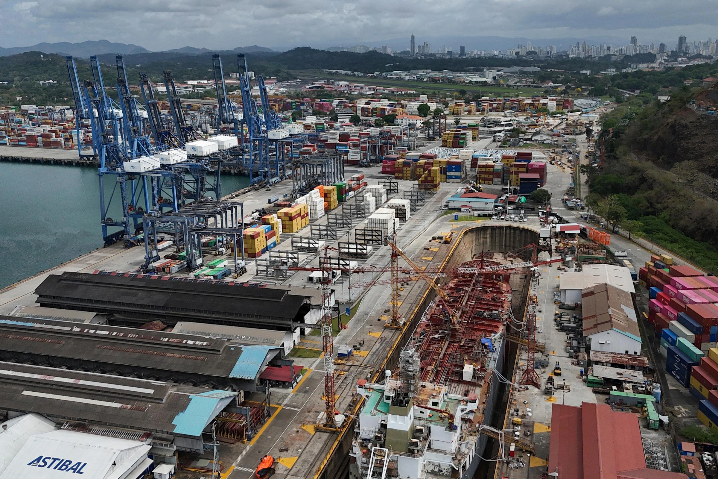 How a Panama Port Fight Became China’s Quiet War on Shipping