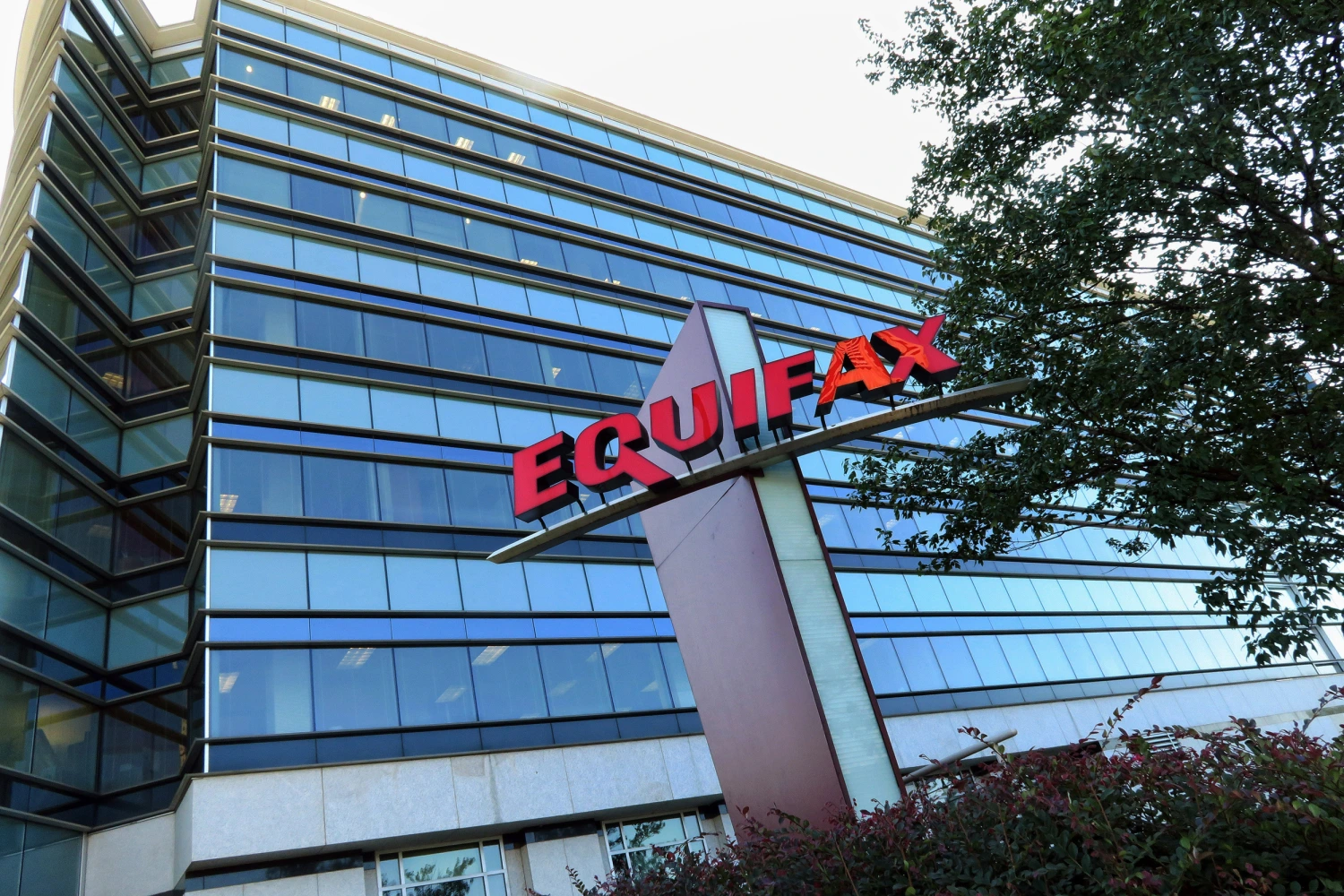 170925 equifax se 1159p