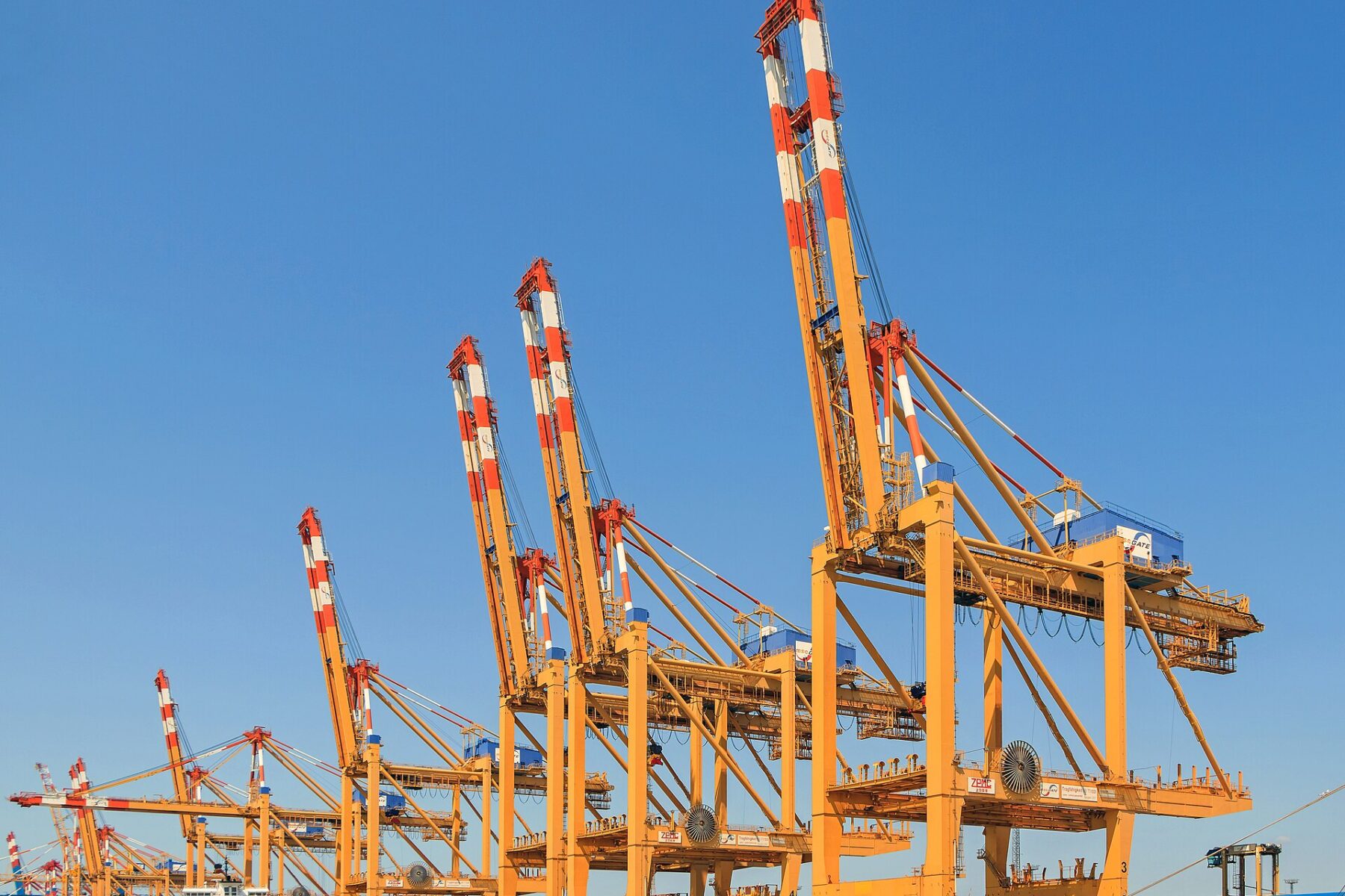 Cargo port