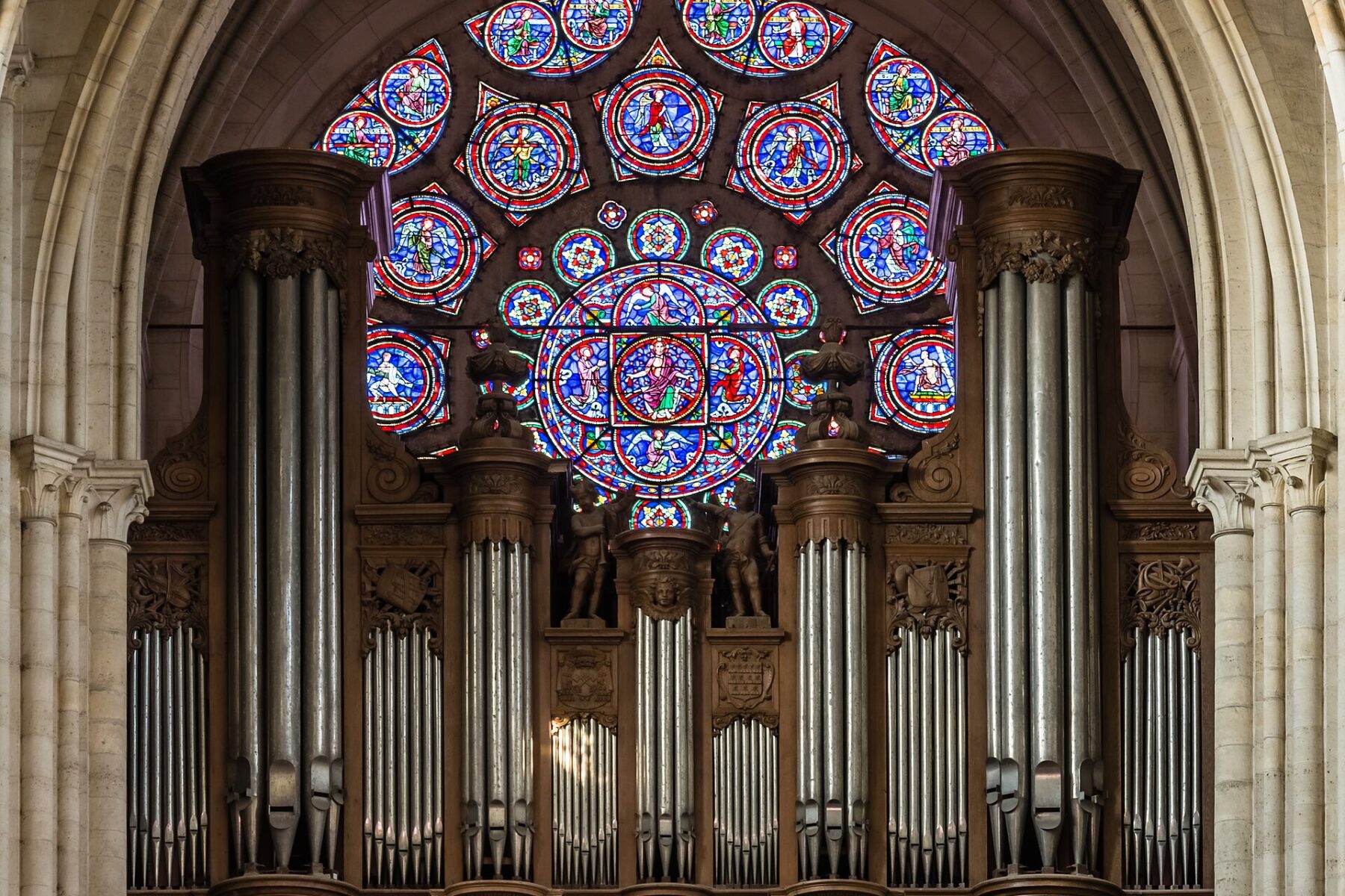 Cathedral pipe organ