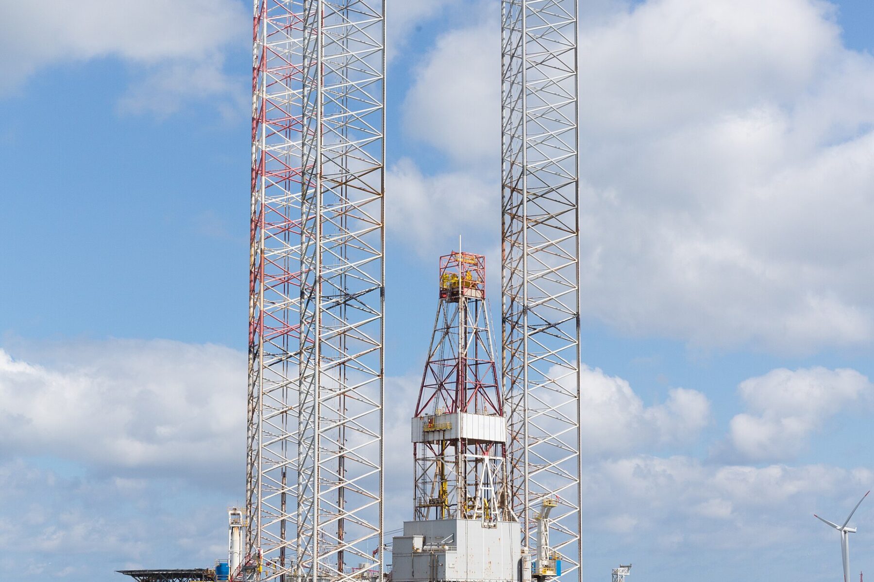 onshore oil rig