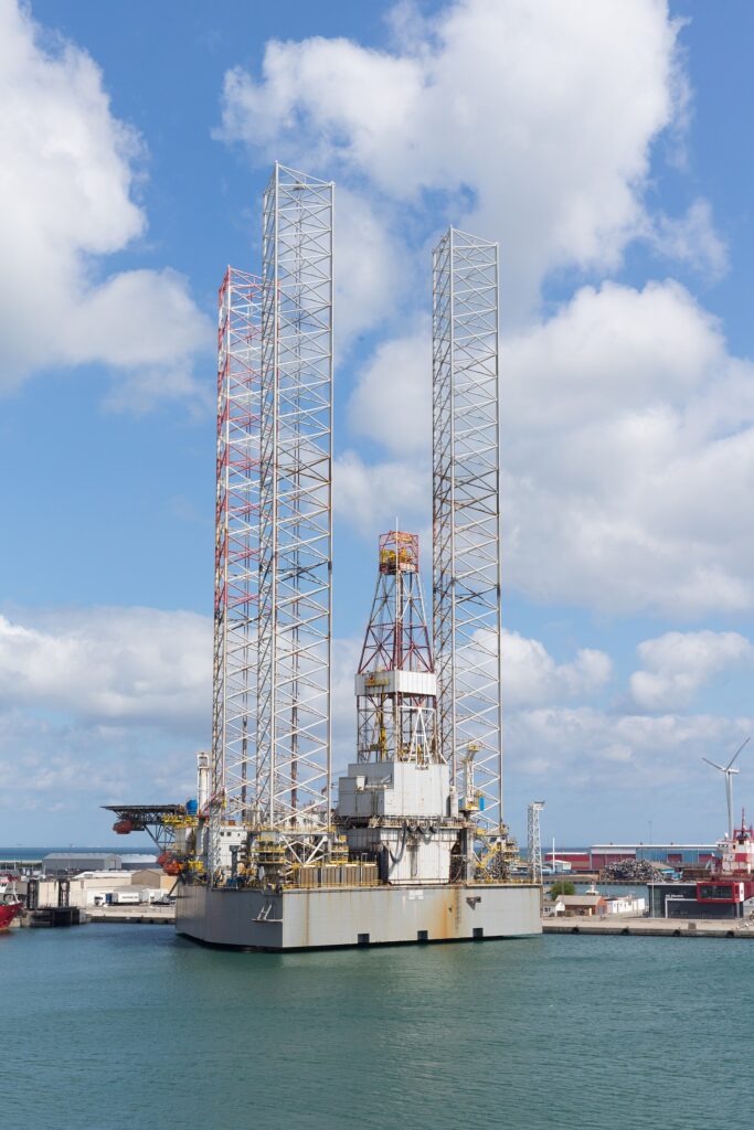 Onshore oil and gas drilling rig