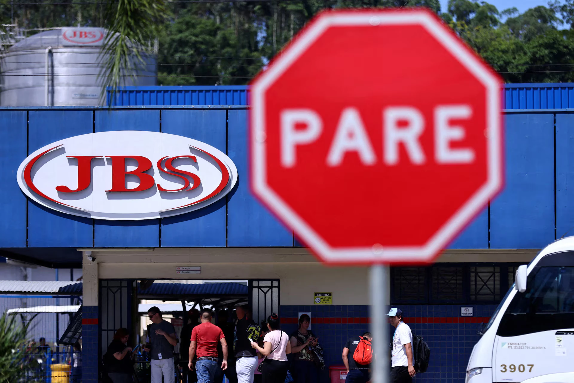 JBS Oman Acquisition: US$150 Million Hub Amid EU Setback