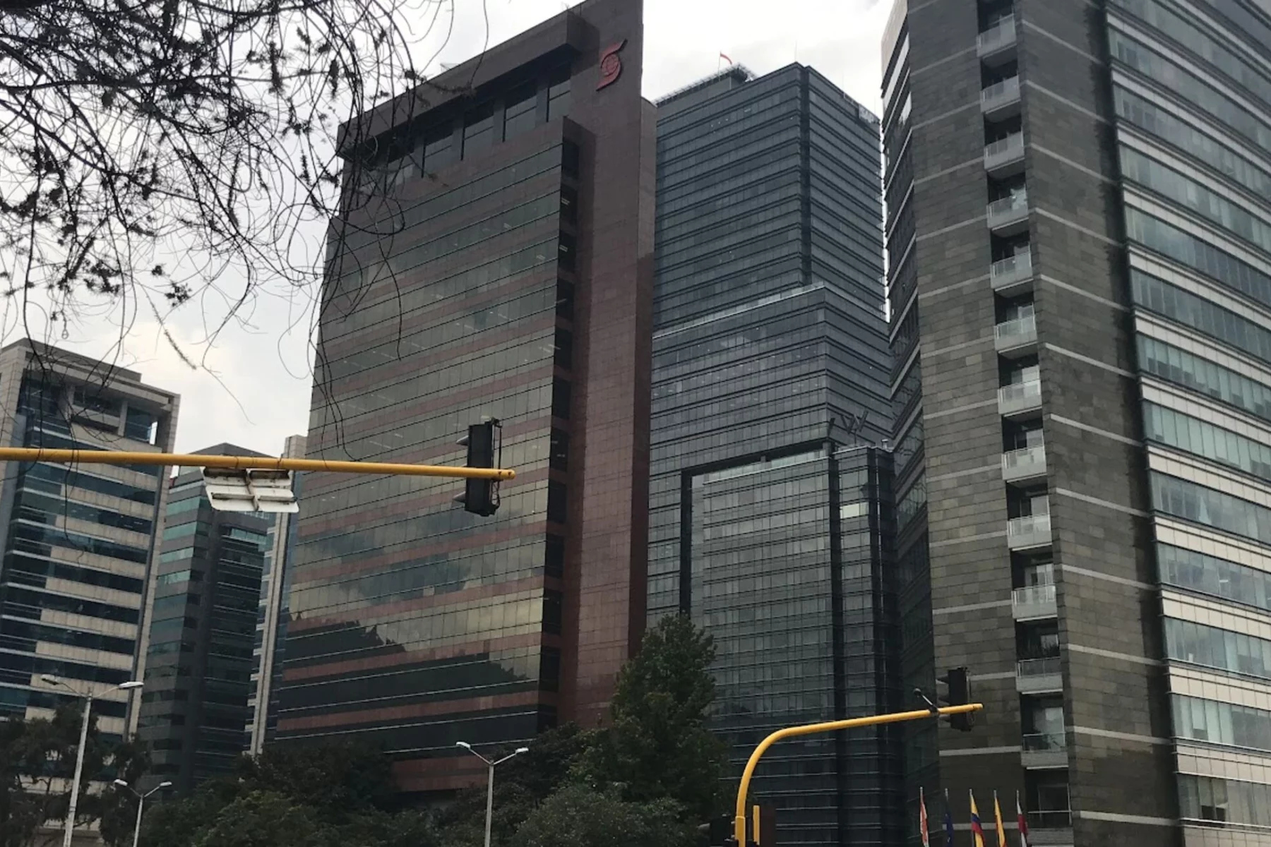 Bogota-Financial-District-Credit-Luis-Mendoza-1