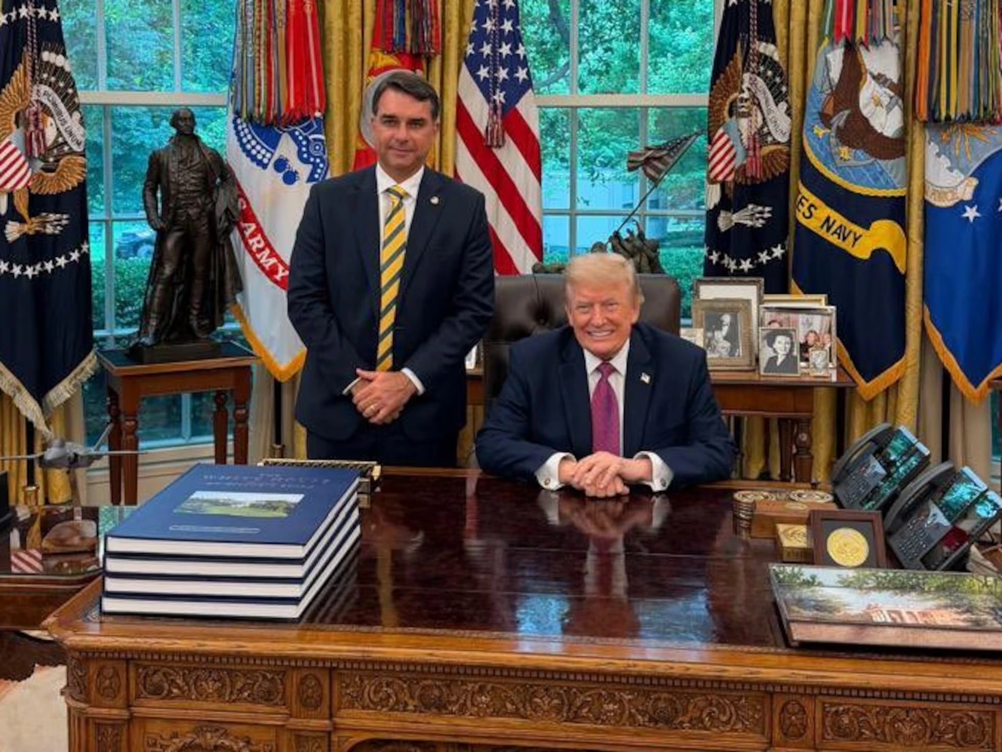 Bolsonaro Asks Trump to Delay Brazil Tariffs Until After the Vote