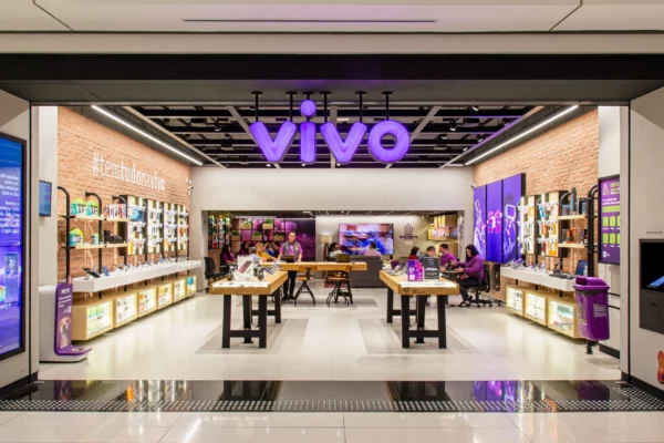 Vivo-Agosto-02