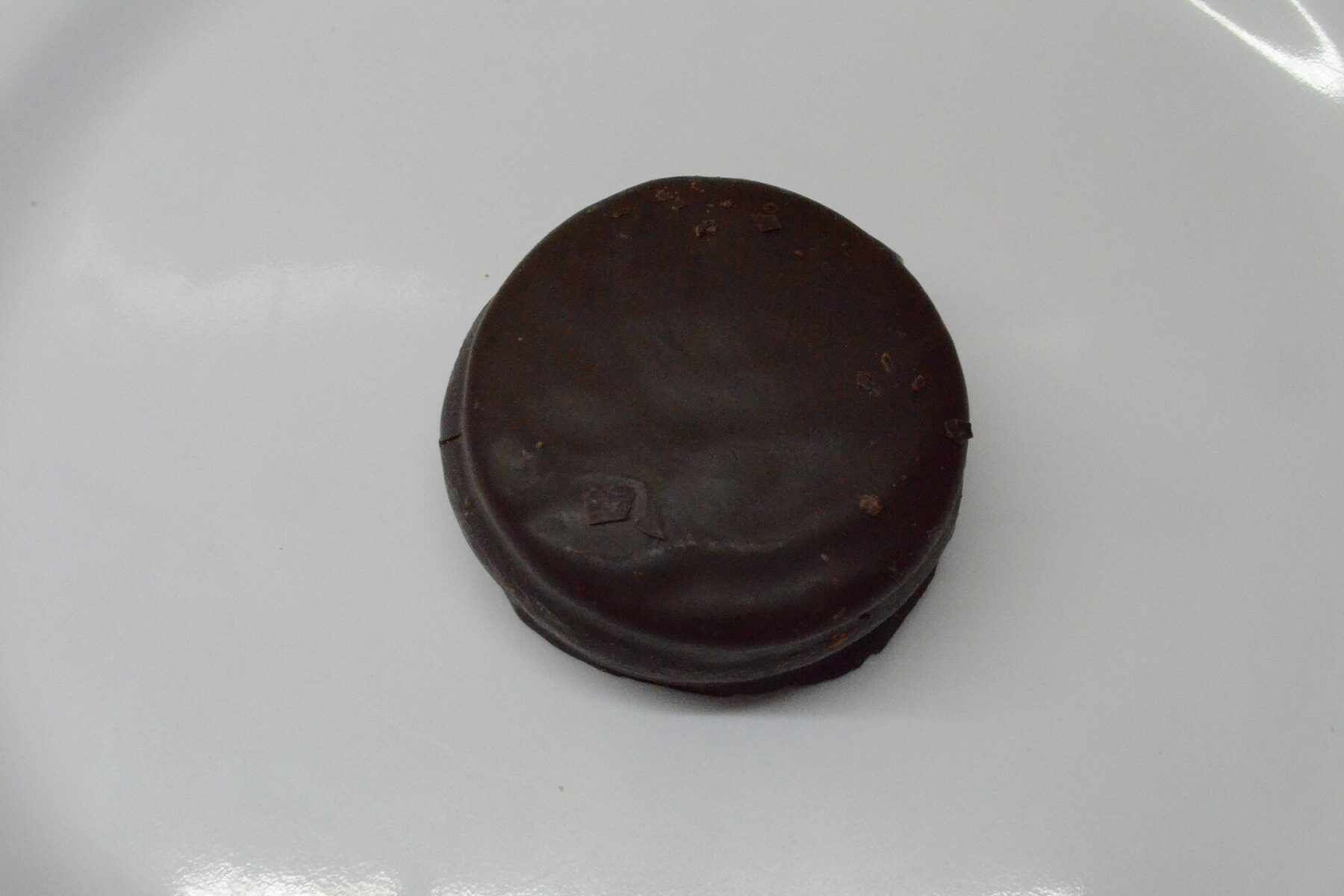 Alfajor with dulce de leche, Argentina