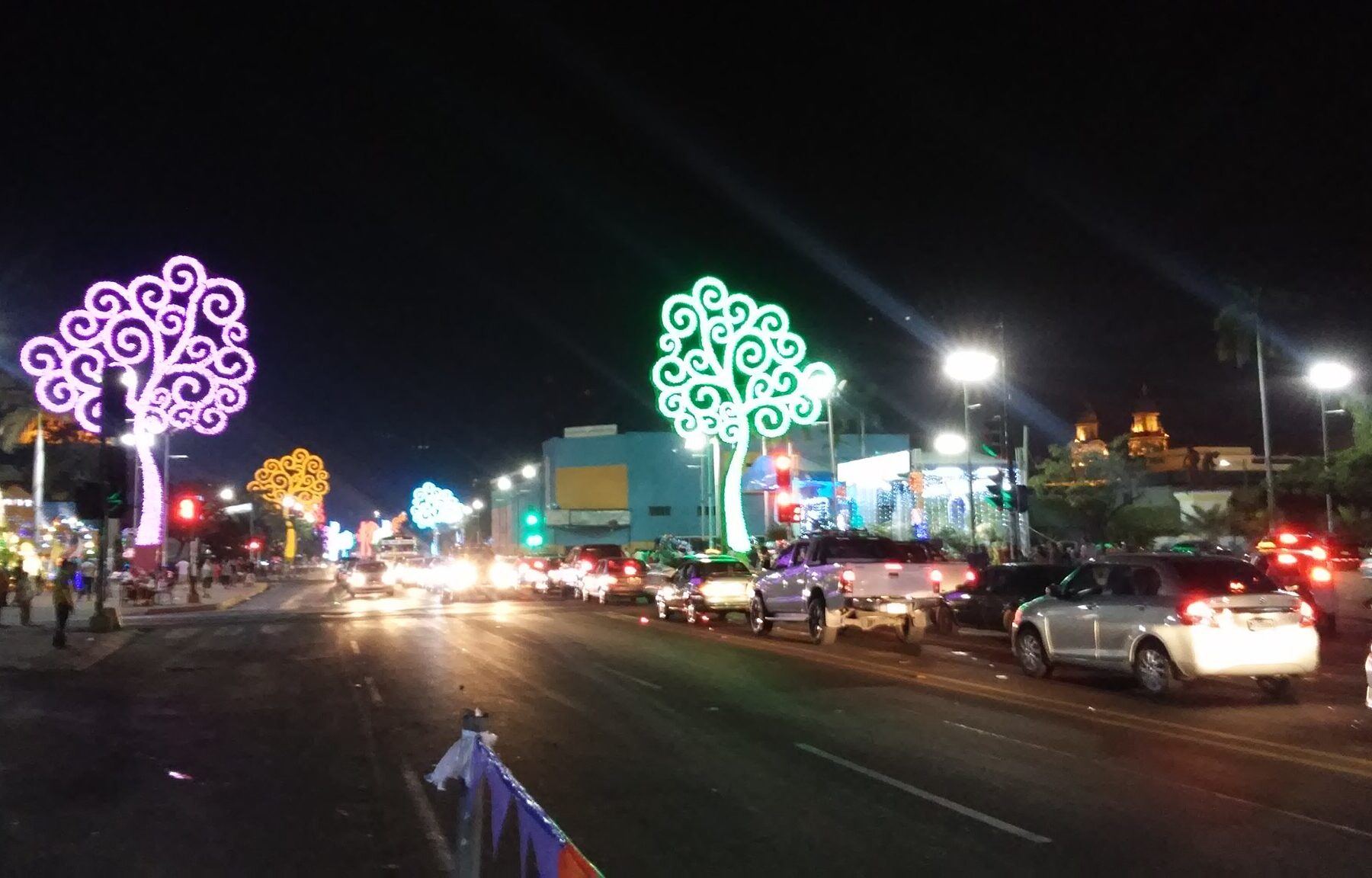 Avenida Bolivar in Managua, Nicaragua foreign investment