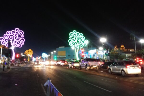 Avenida Bolivar in Managua, Nicaragua foreign investment