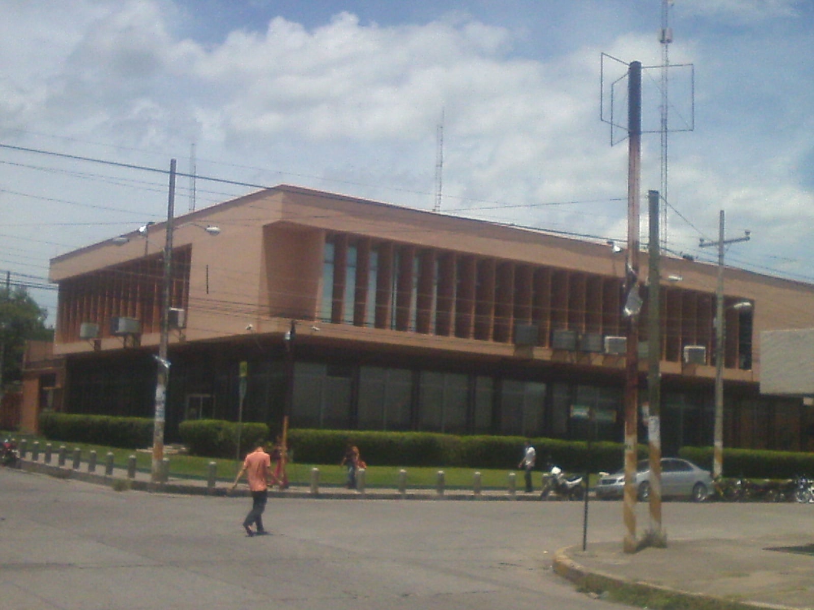 Central Bank of Honduras building, Honduras domestic bonds
