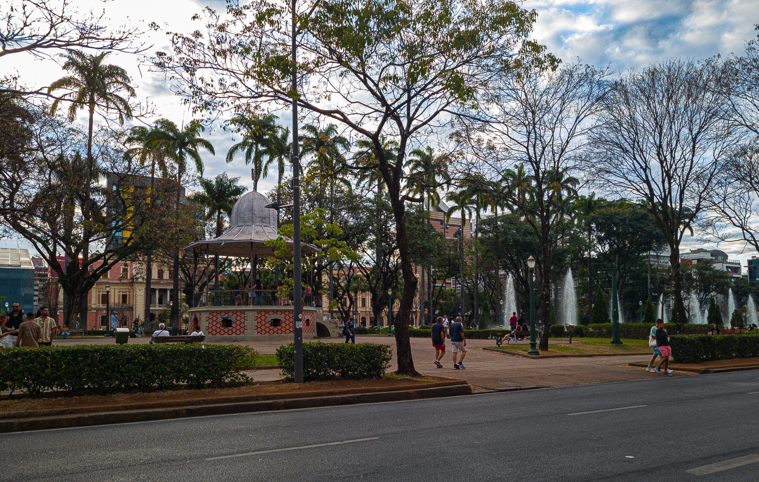 CADE Adds Union to Copasa-Equatorial Deal Review