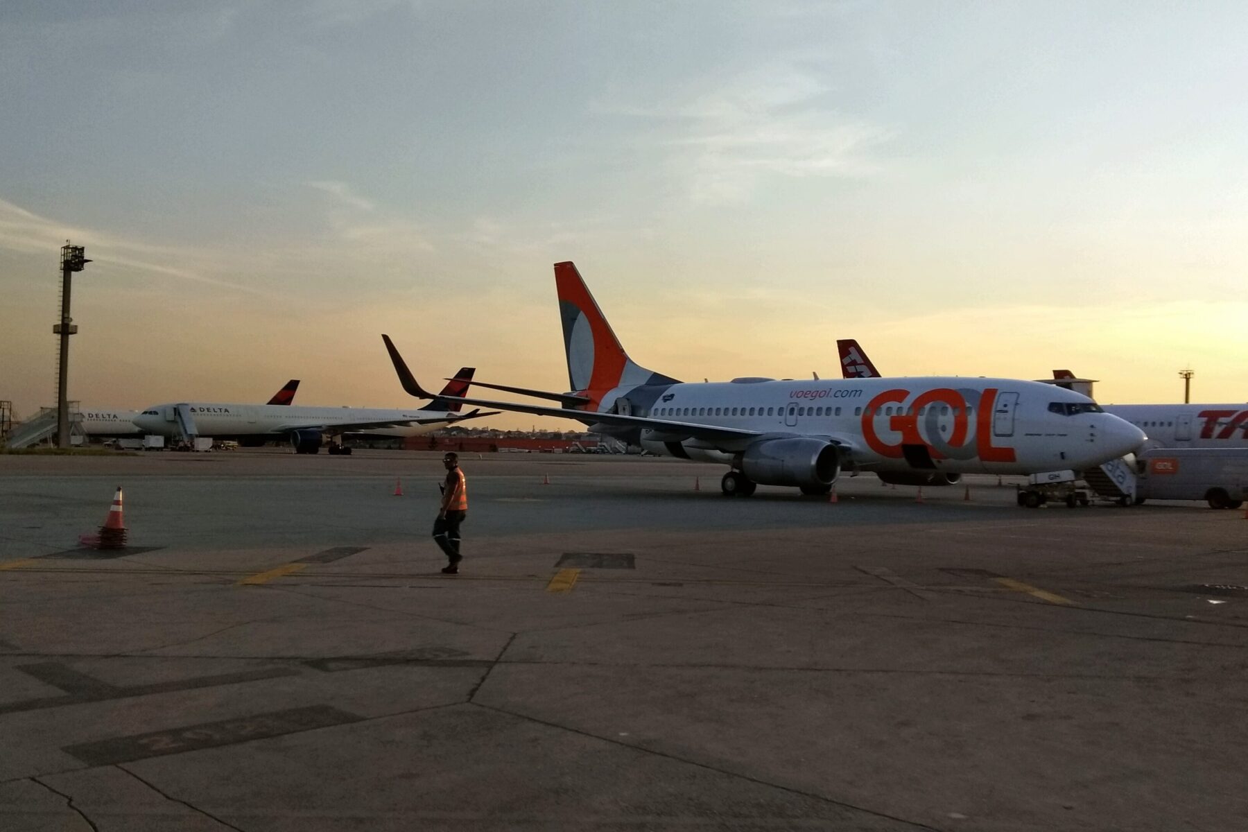 A GOL Boeing 737 on the tarmac at a Brazilian airport