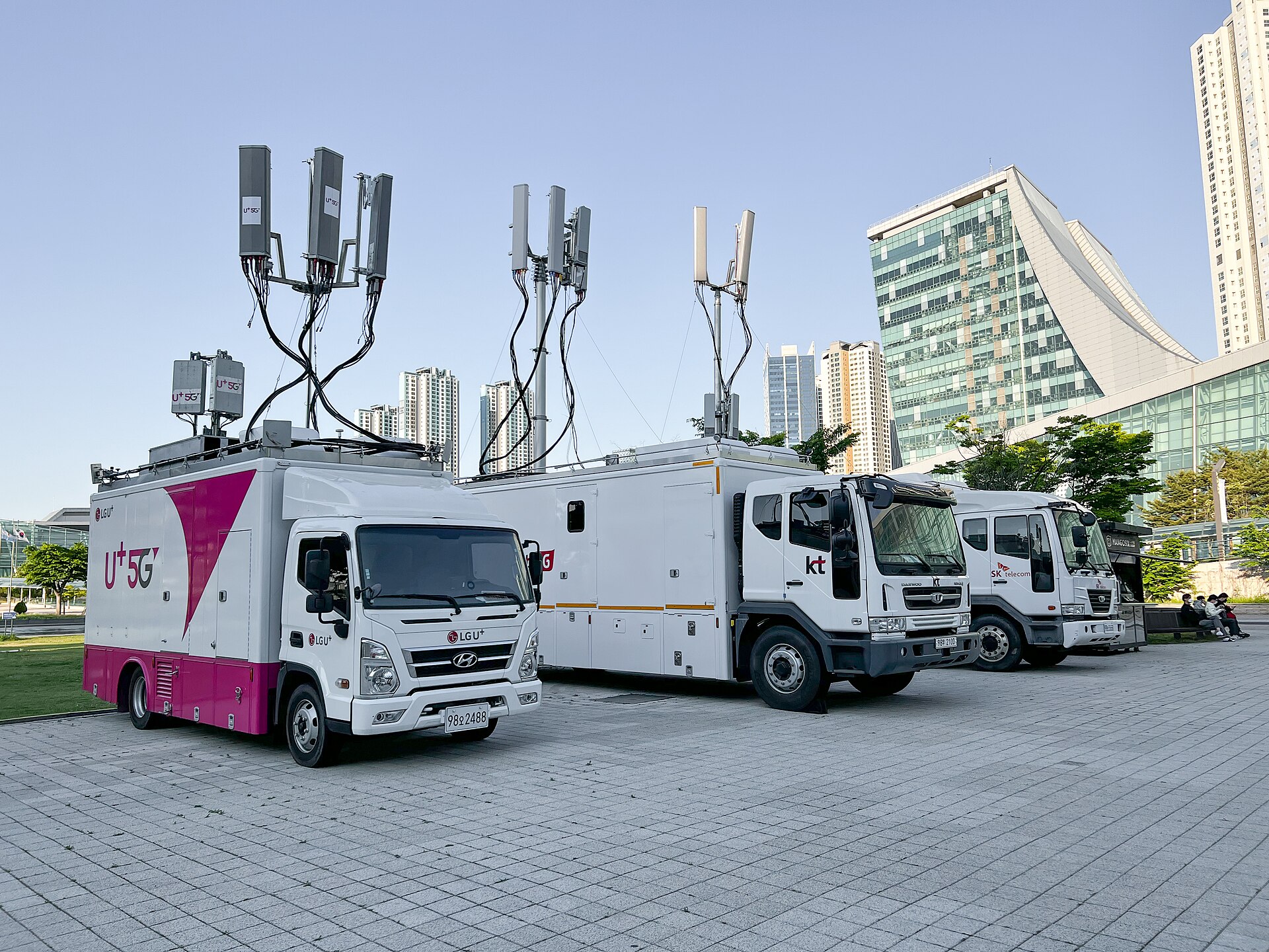 Tigo and Movistar Merger Reshapes Telecom in Central America and Colombia