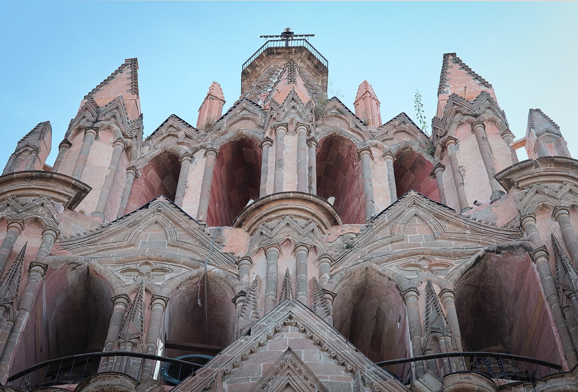 Mexico's San Miguel de Allende Tops Global Cities Ranking, Beating Out Paris and Tokyo