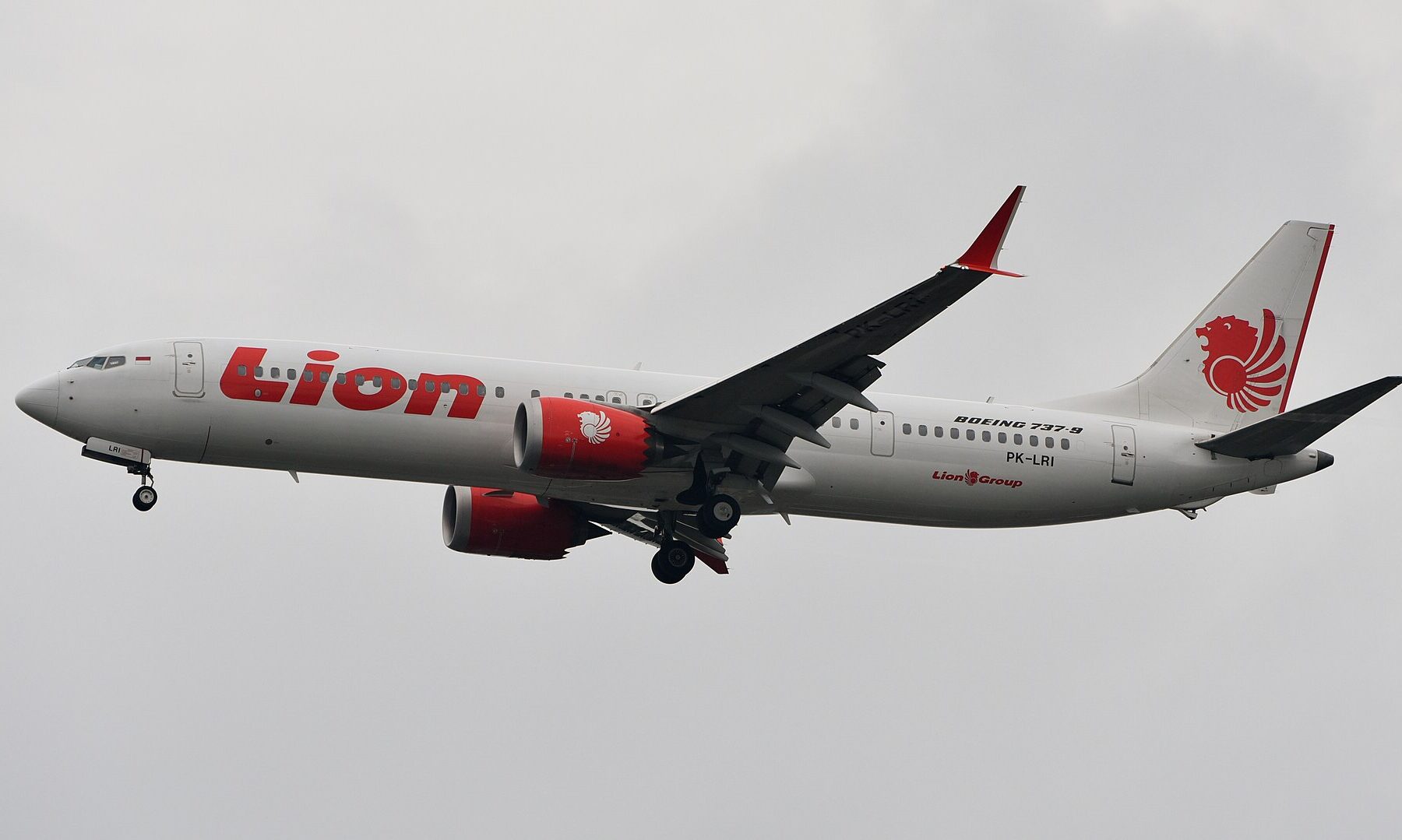 airliner Boeing 737
