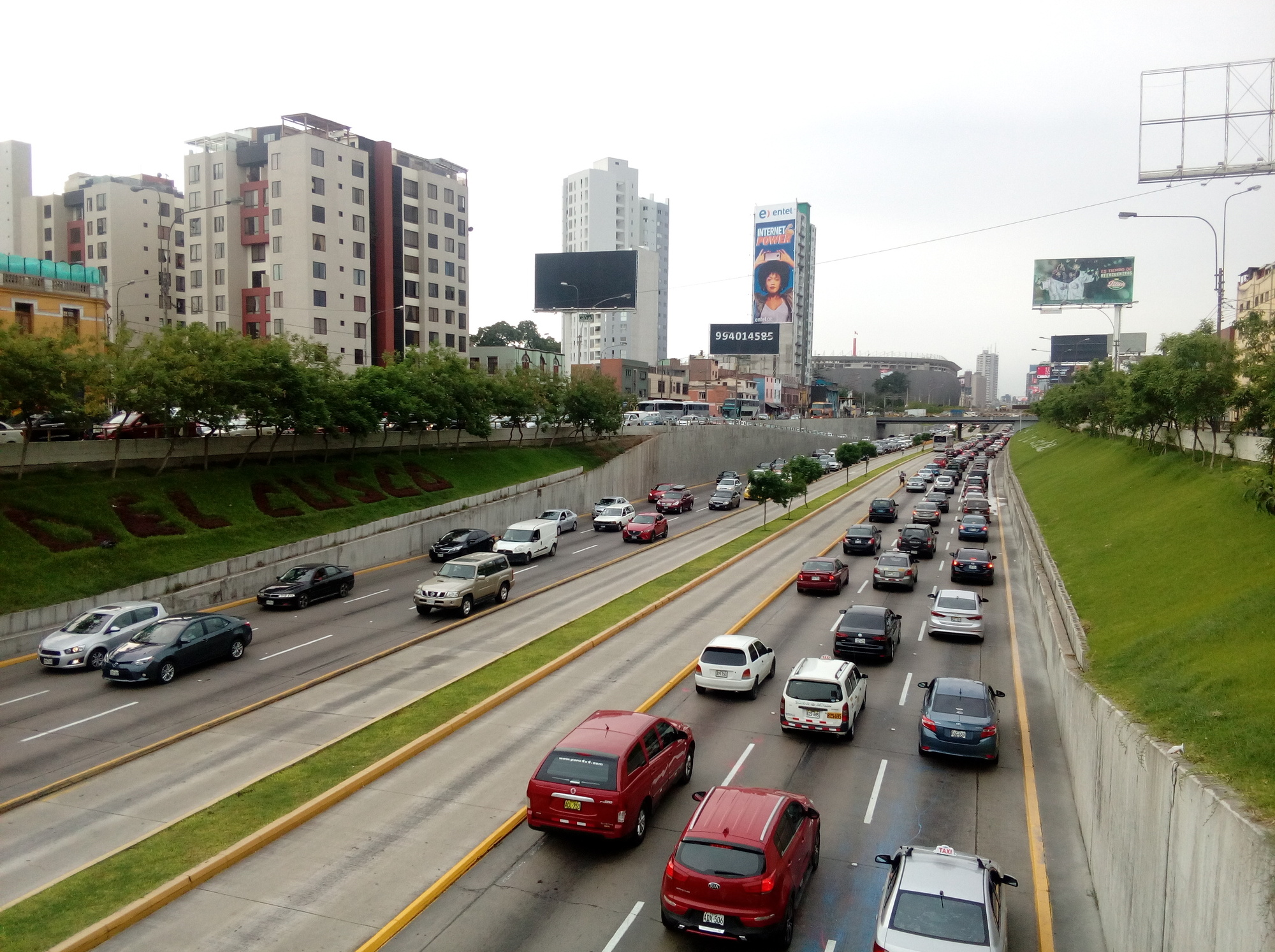 Heavy traffic on the Via Expresa in Lima, Peru