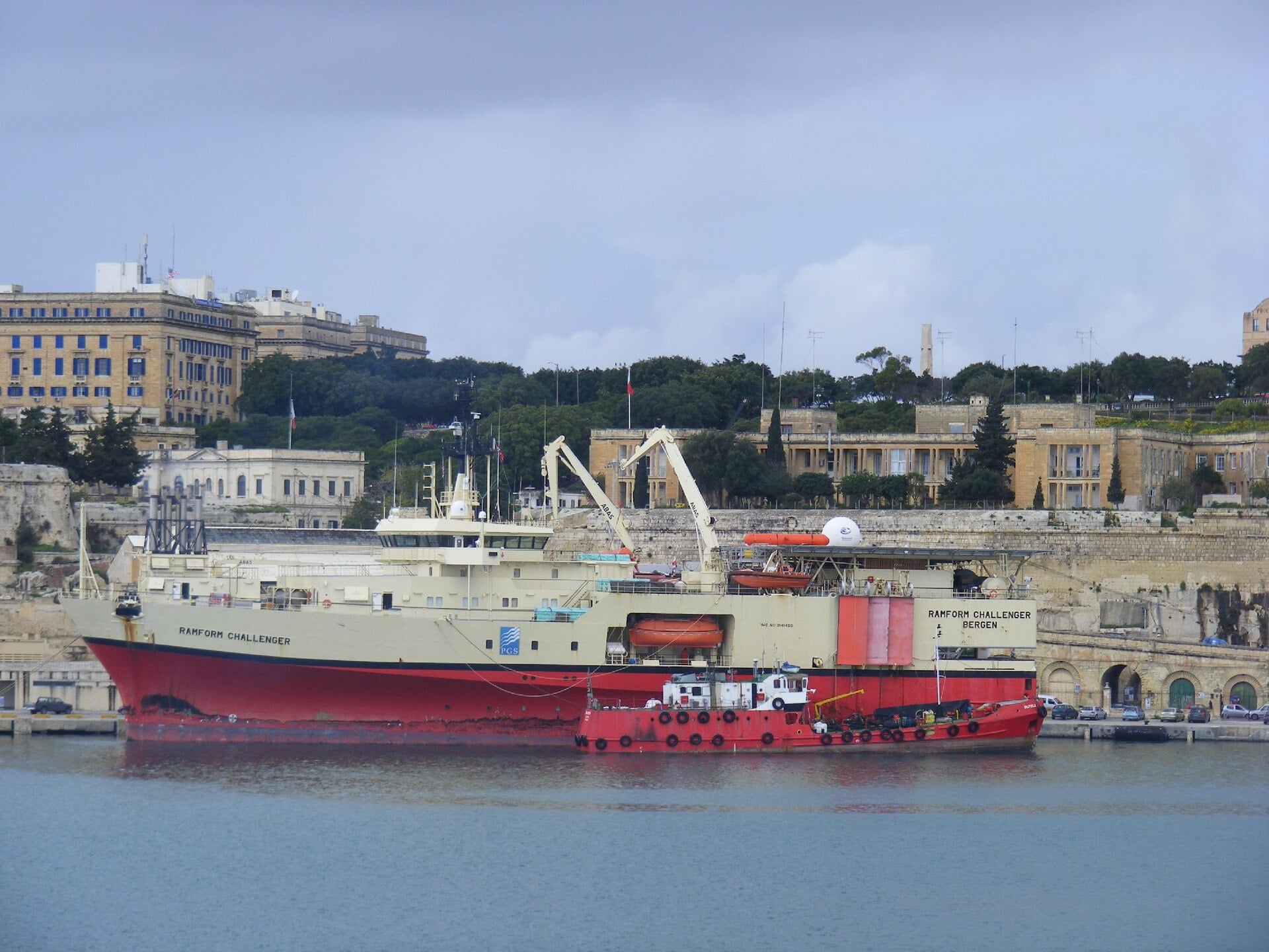 Seismic survey vessel, Trinidad deepwater exploration