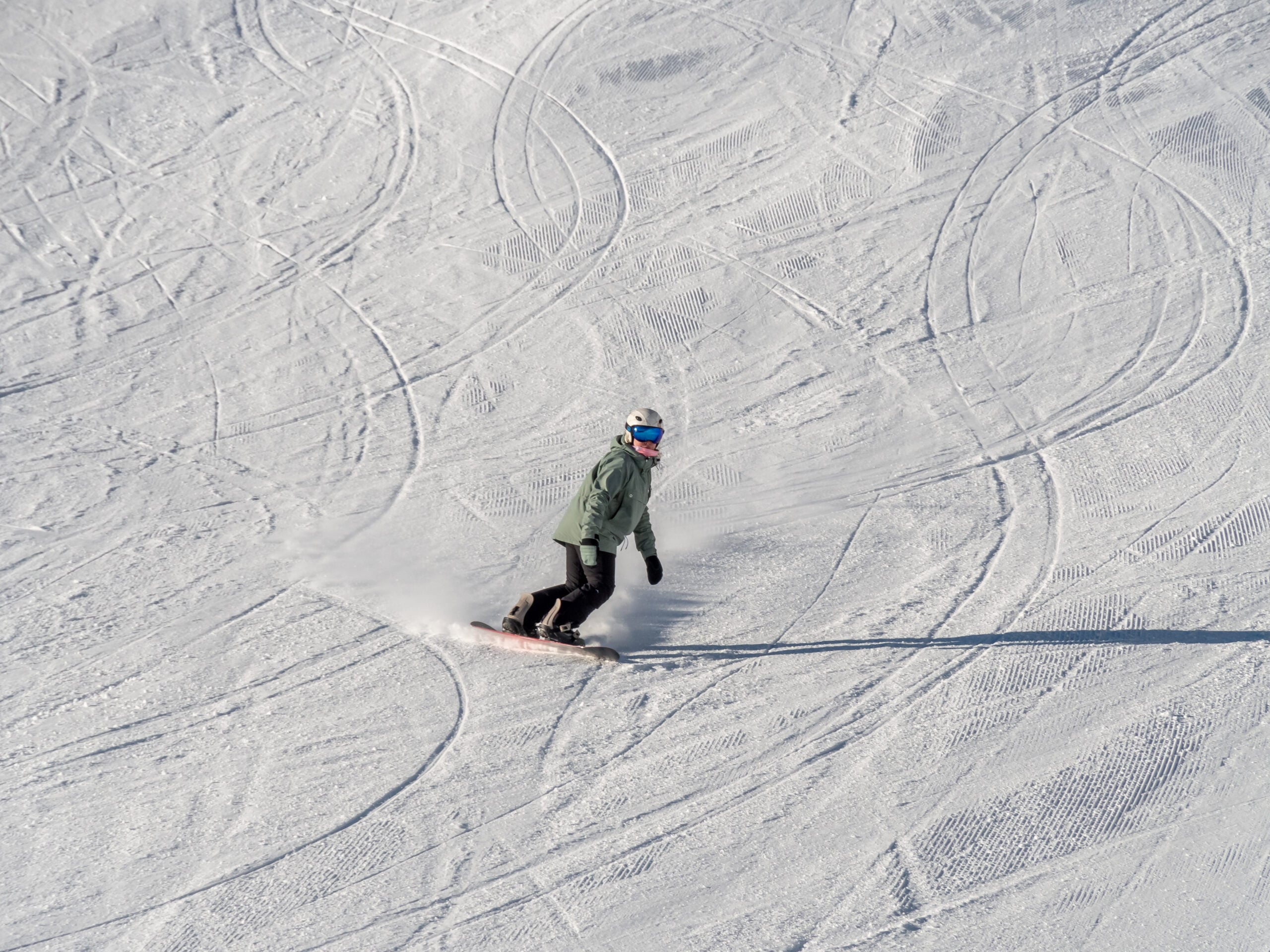Valle Nevado Record Snow Powers Chile Ski Comeback