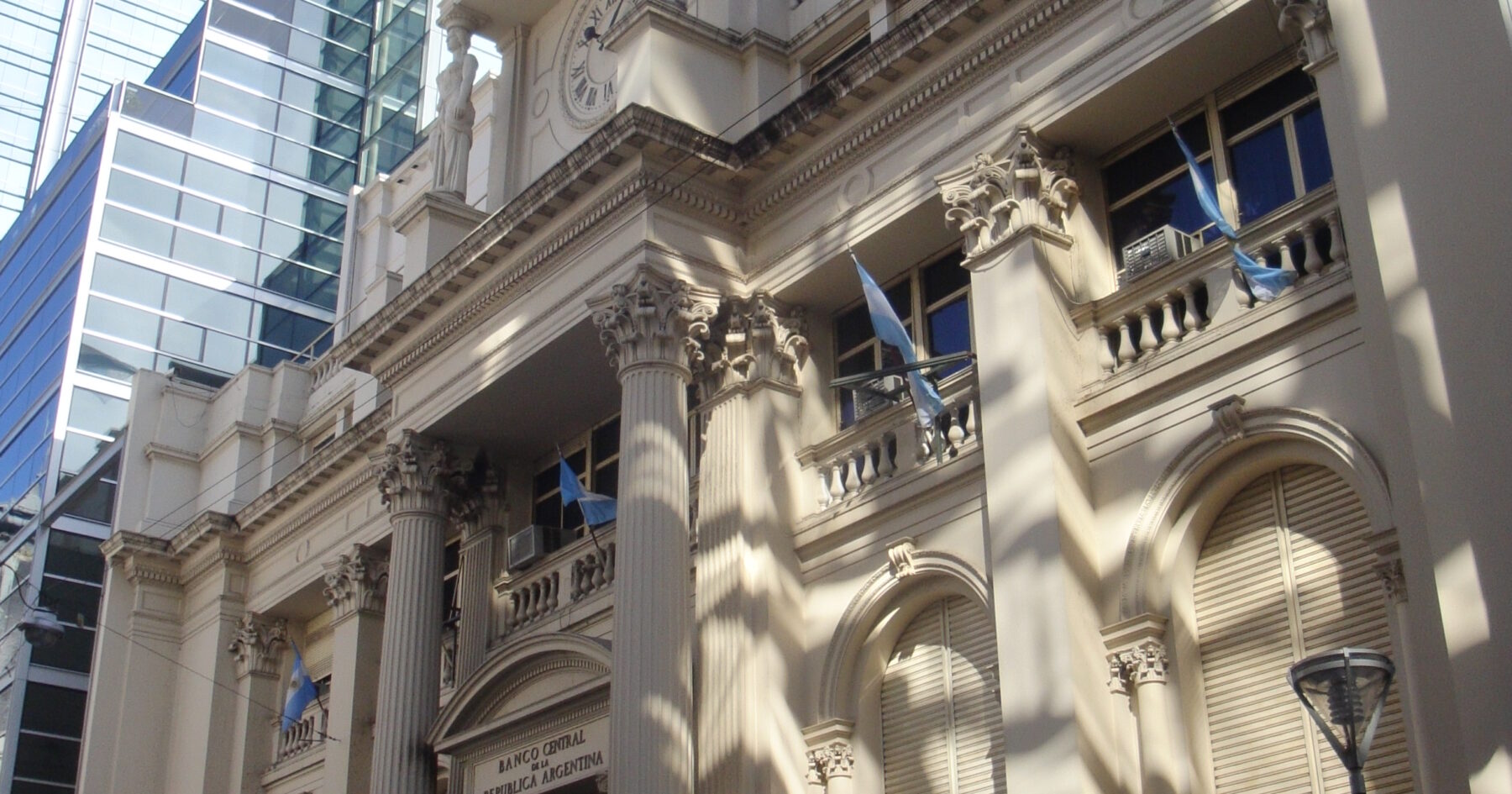 Argentina dividend payments abroad — Argentina