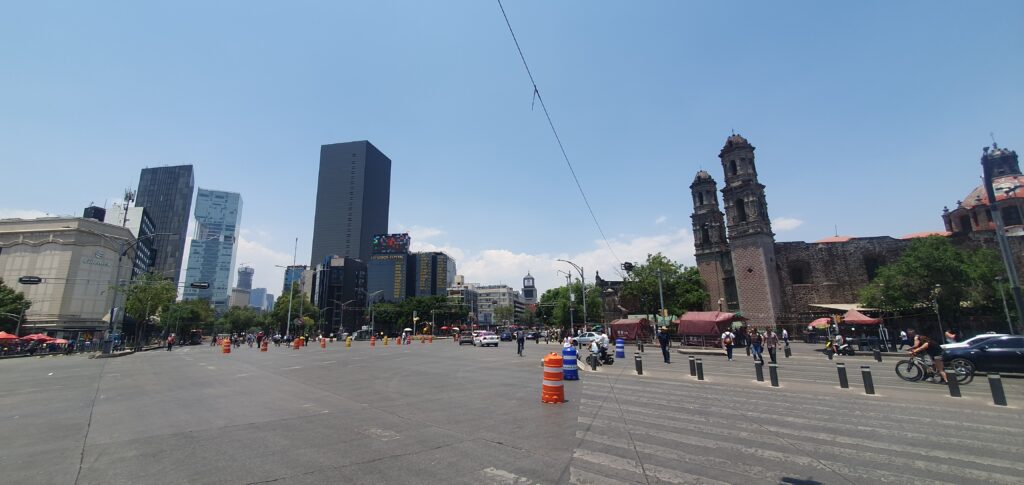 Mexico City skyline as Nu México becomes a full bank