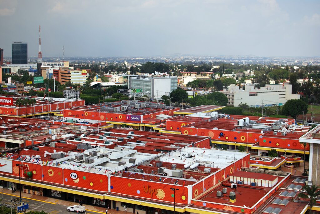 The main plaza and basilica in Zapopan, part of the Guadalajara metropolitan area