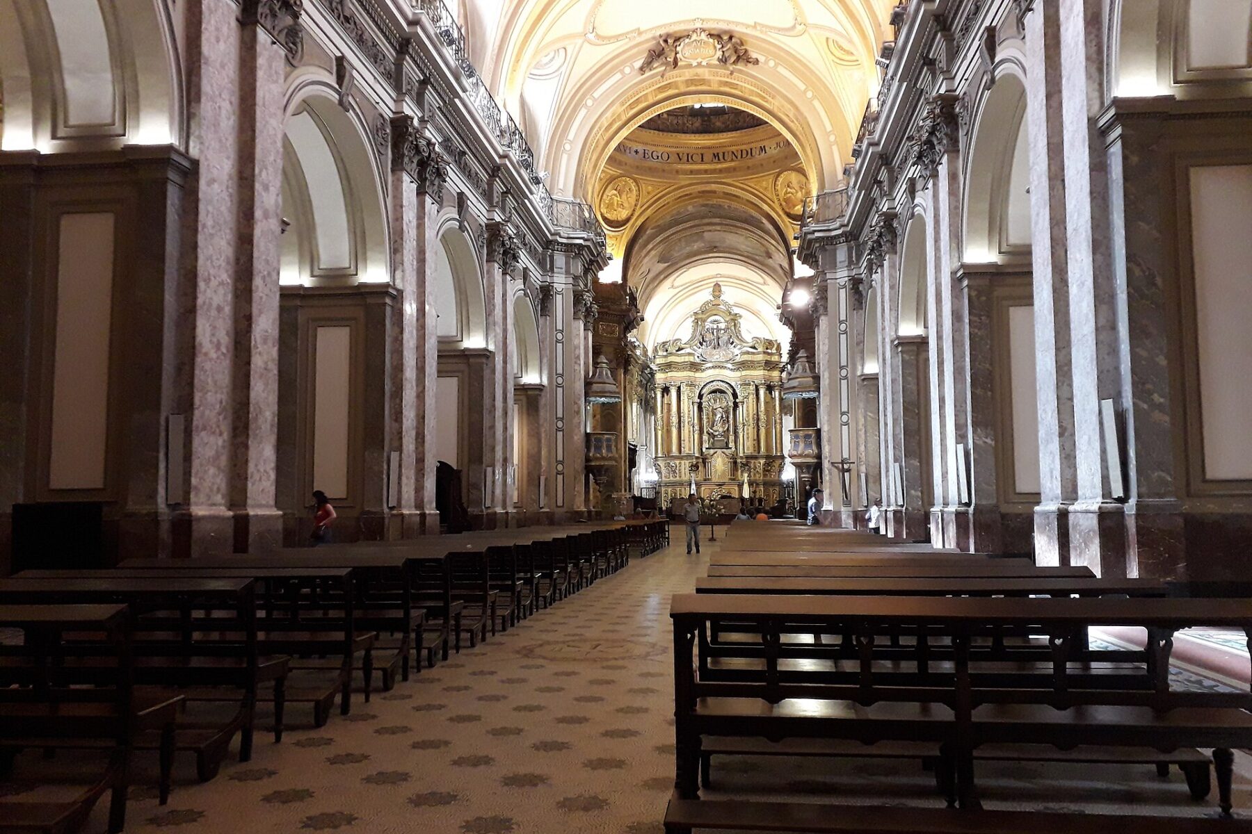 argentina-church-household-debt-catedral-buenos-aires-2026