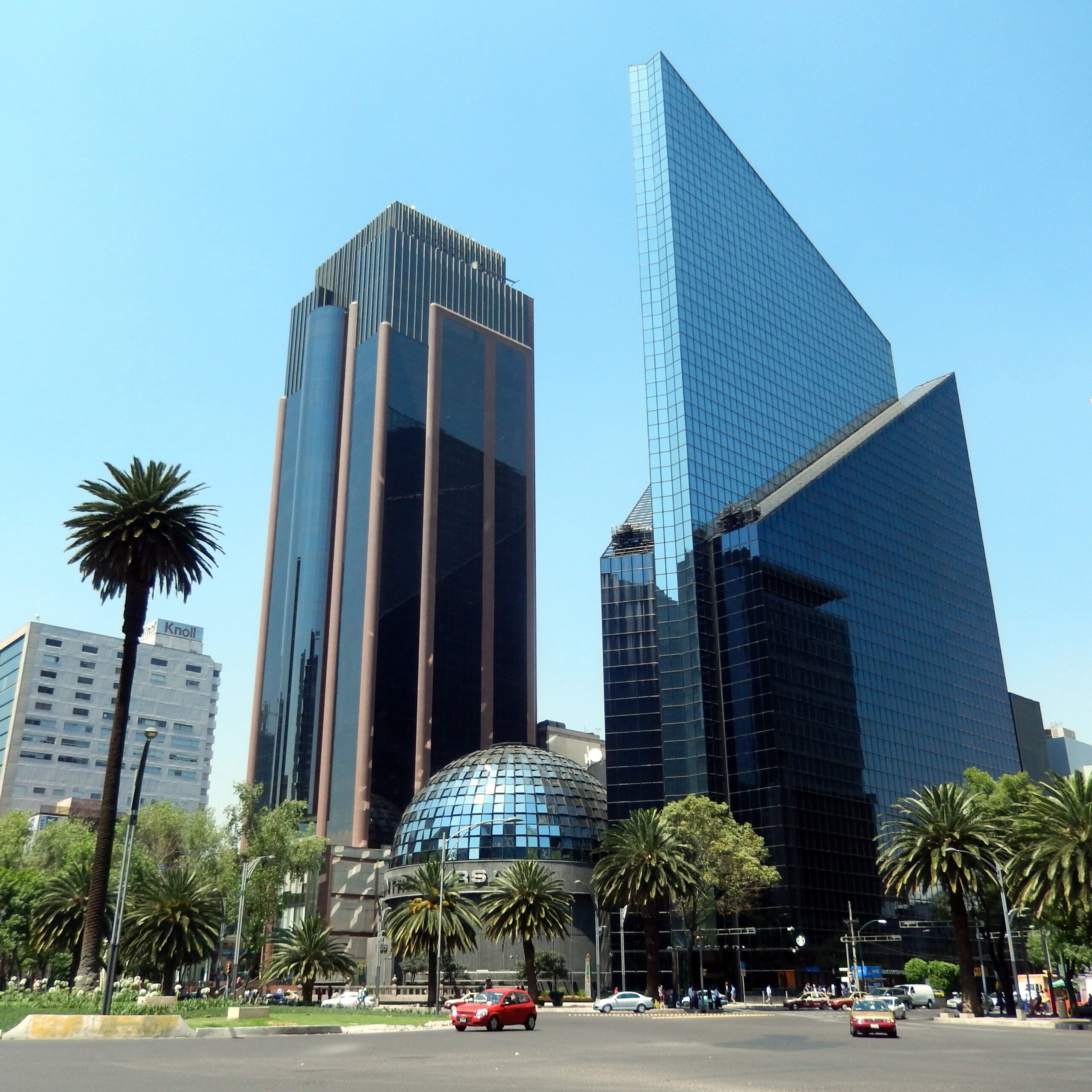 Nearly 3 Million Mexican Jobs Are Exposed to Generative AI