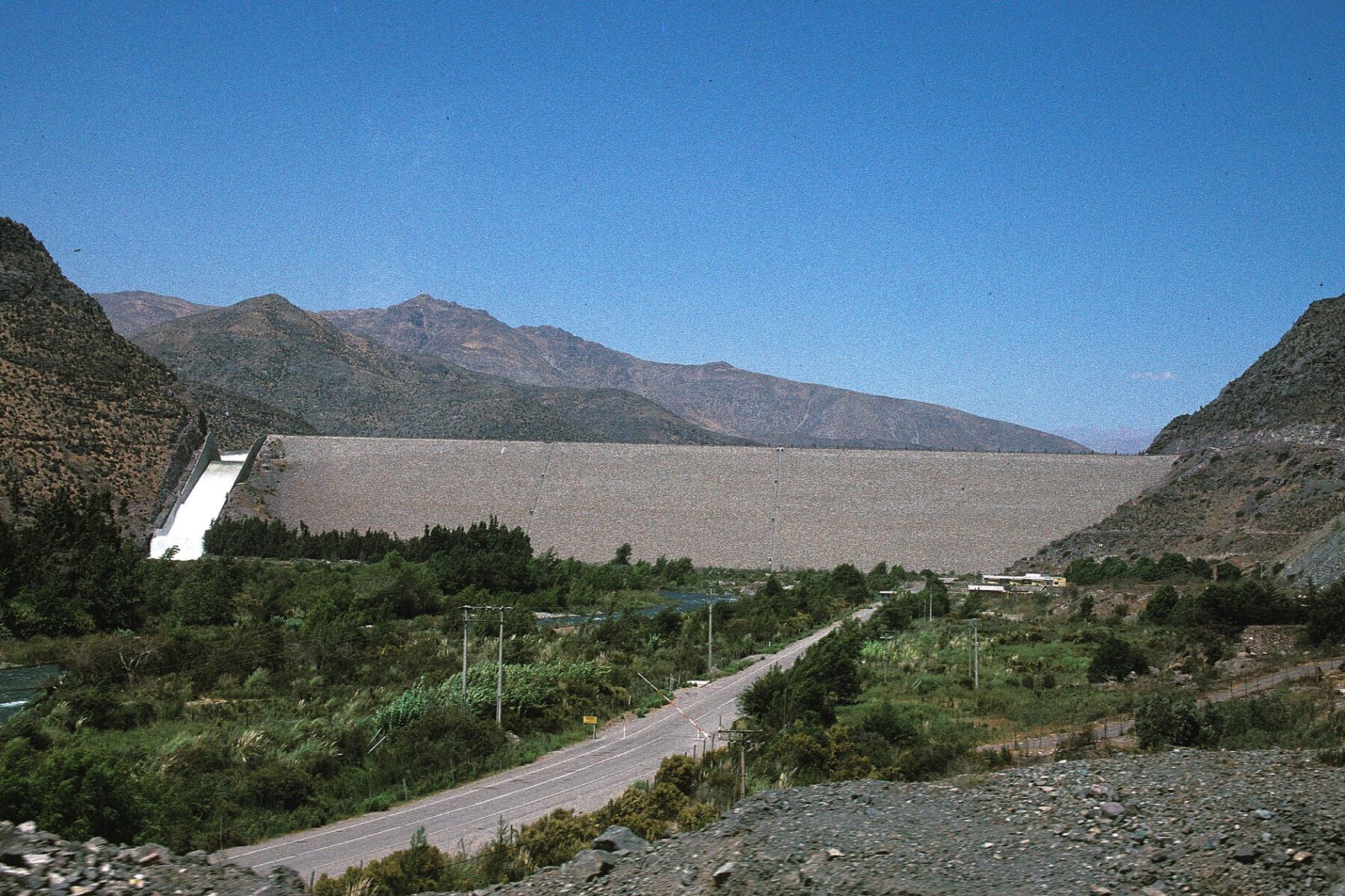 chile-state-water-utility-stakes-sale-2026