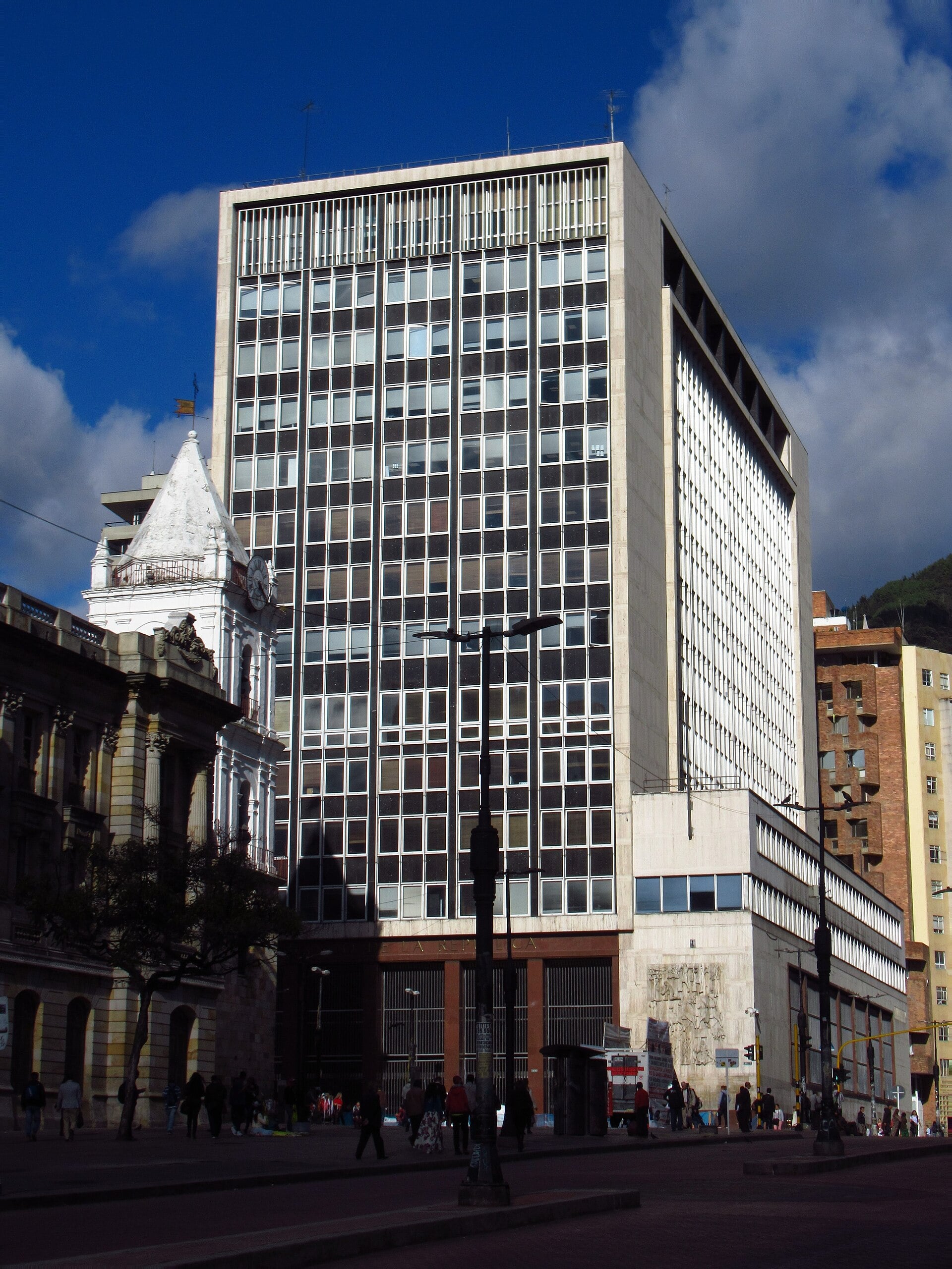 6.2% Inflation Traps Colombia as Central Bank Holds Rates