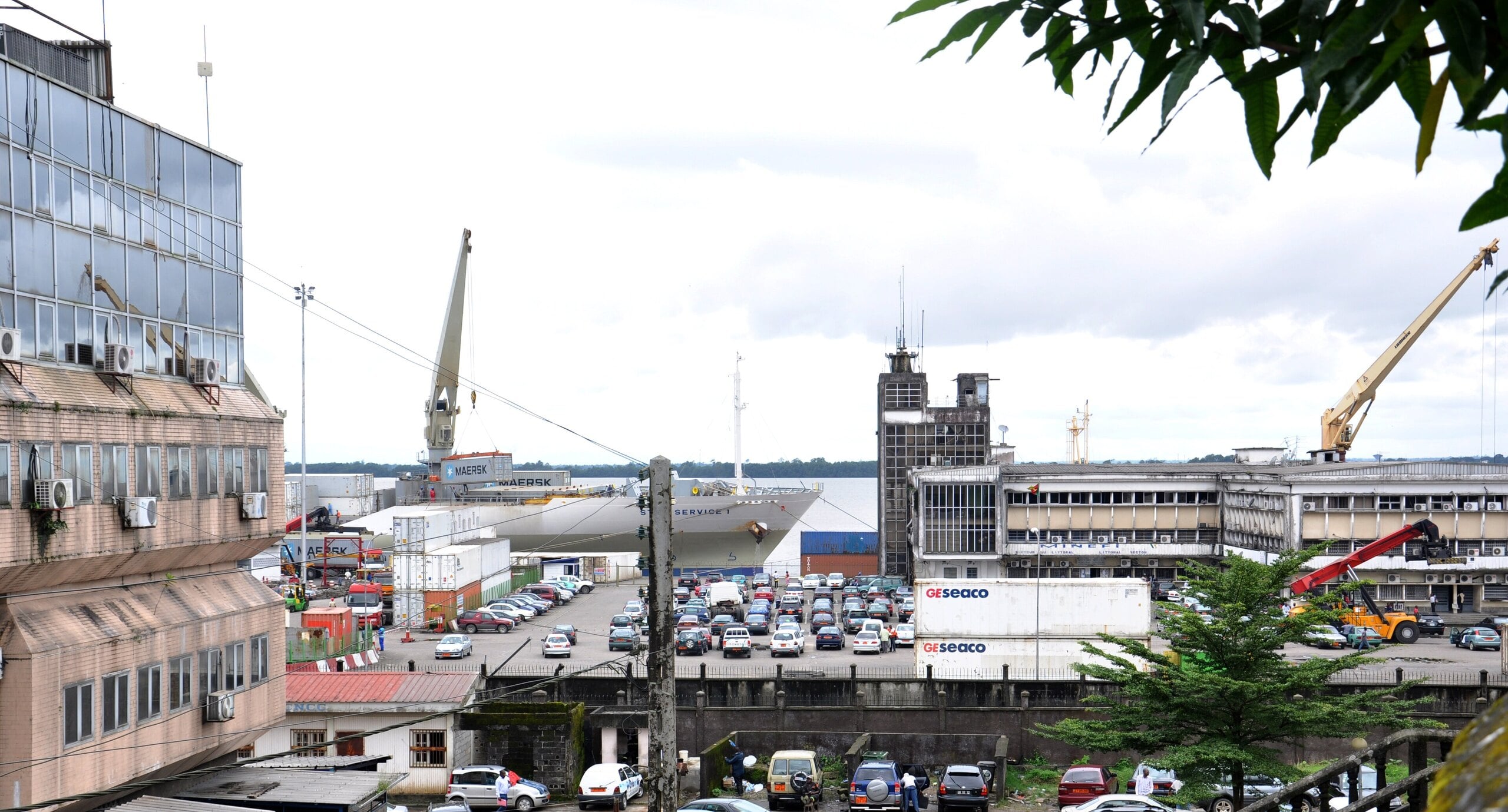 Cameroon bauxite &mdash; the port of Douala, the intended export route for Minim Martap ore