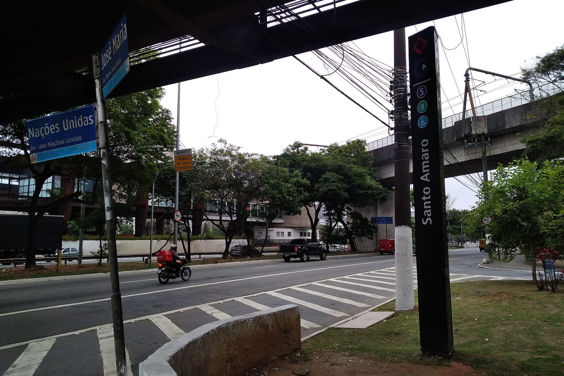 Santo Amaro station in São Paulo, starting point of the city's newest free guided walk