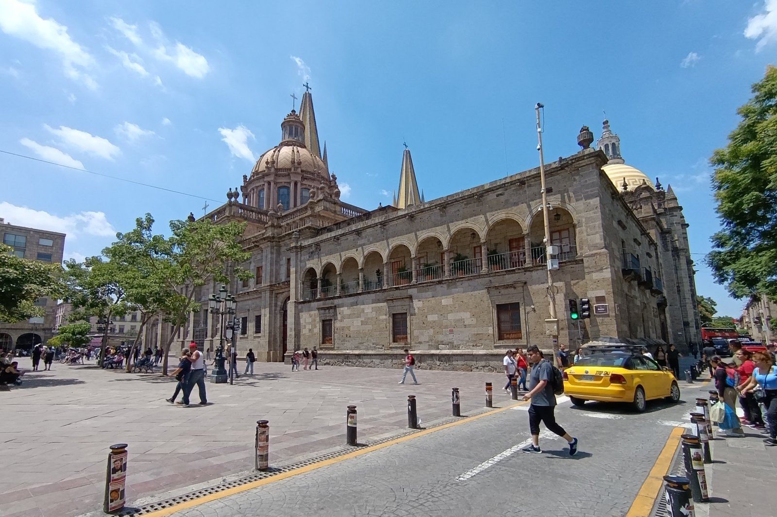 Guadalajara’s cathedral and central plaza.