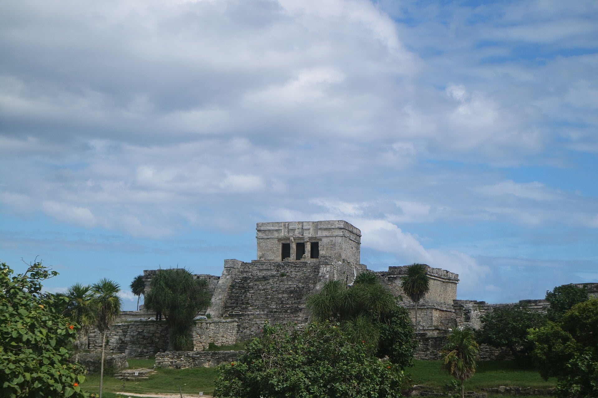 A Perfect Tulum Day Trip From the Riviera Maya in 2026