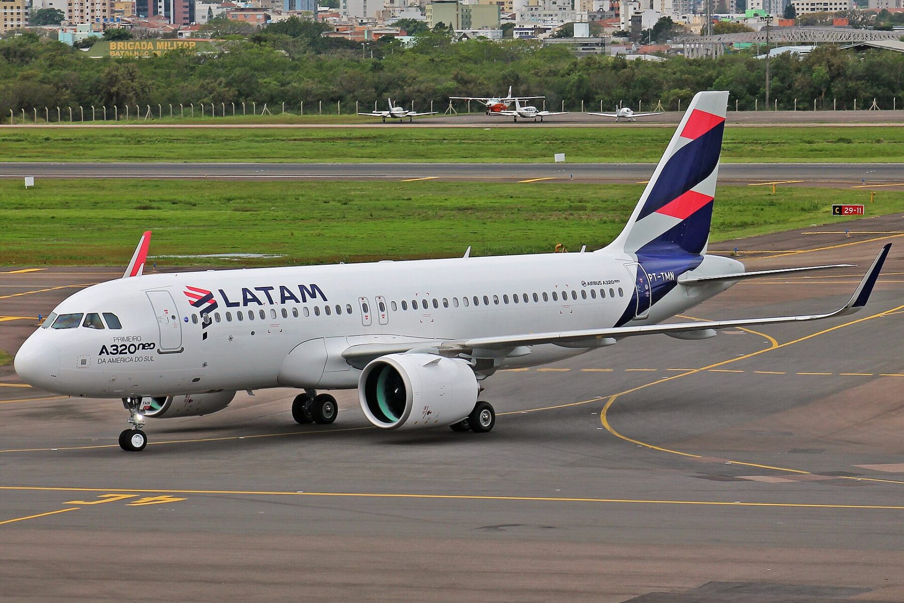 latam-airlines-share-buyback-5-percent-santiago-2026