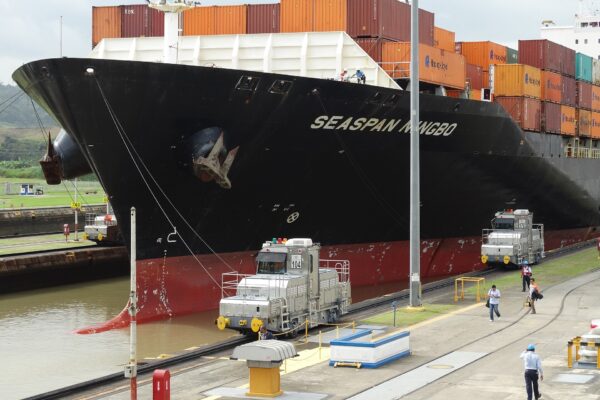 panama-canal-miraflores-locks-2026