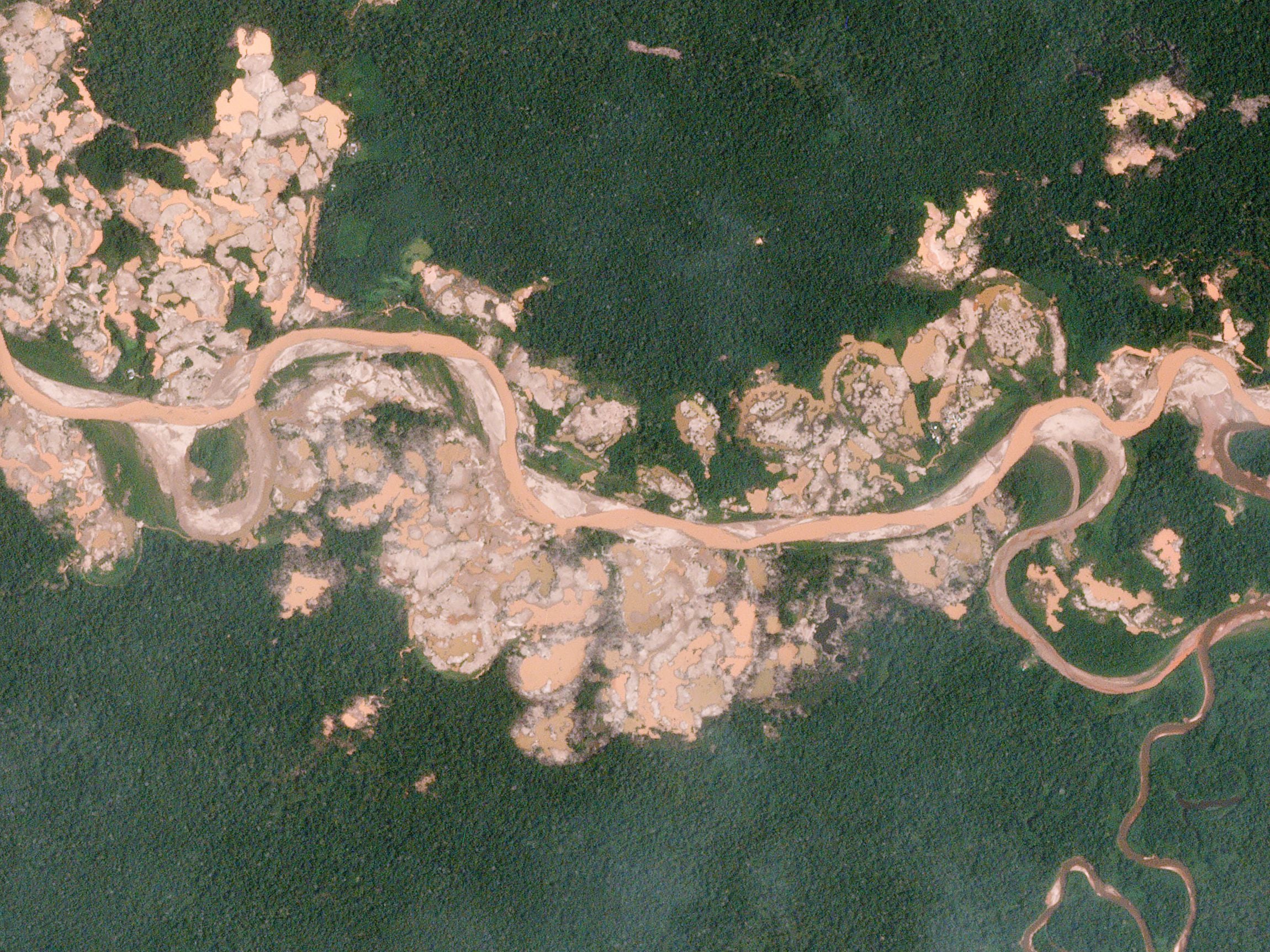 Peru Tightens the Net on Illegal Gold and the Money Behind It
