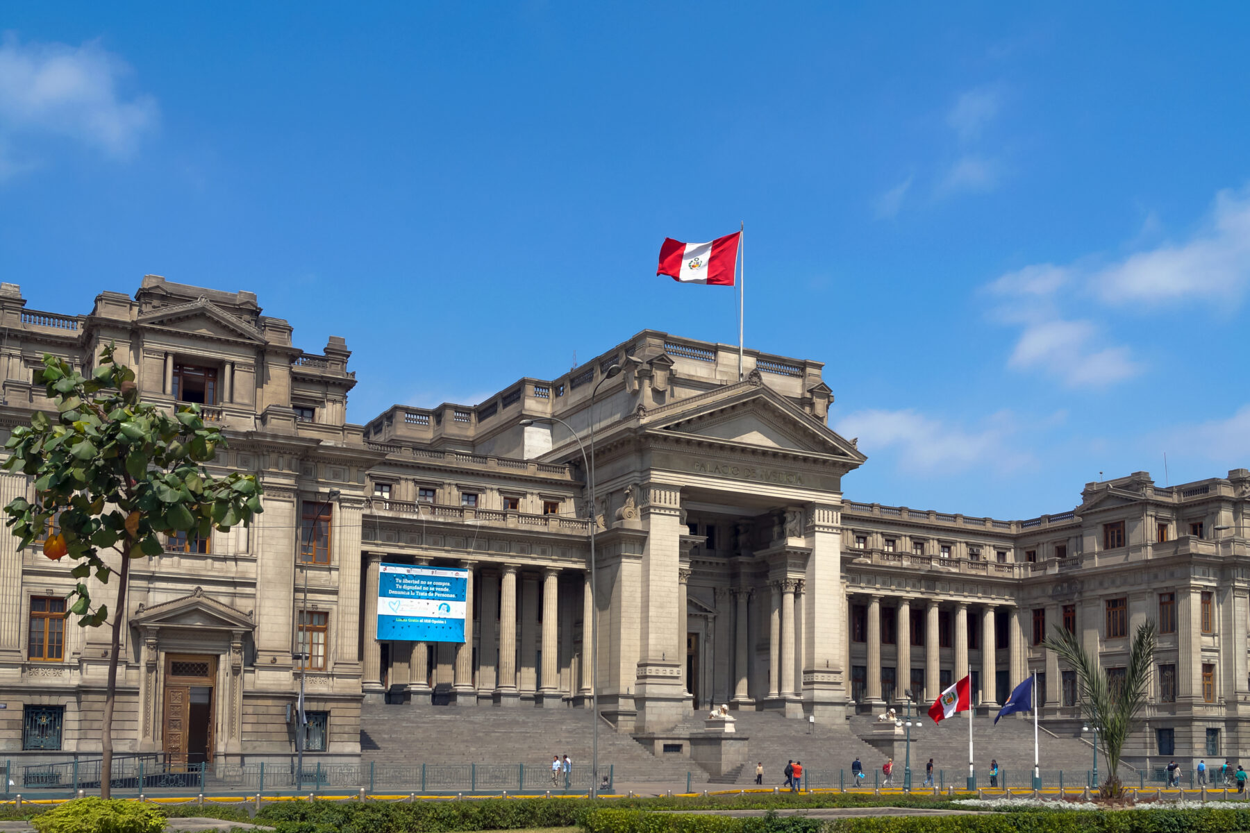 The Palace of Justice in Lima, Peru, amid the Toledo and Castillo pardon debate