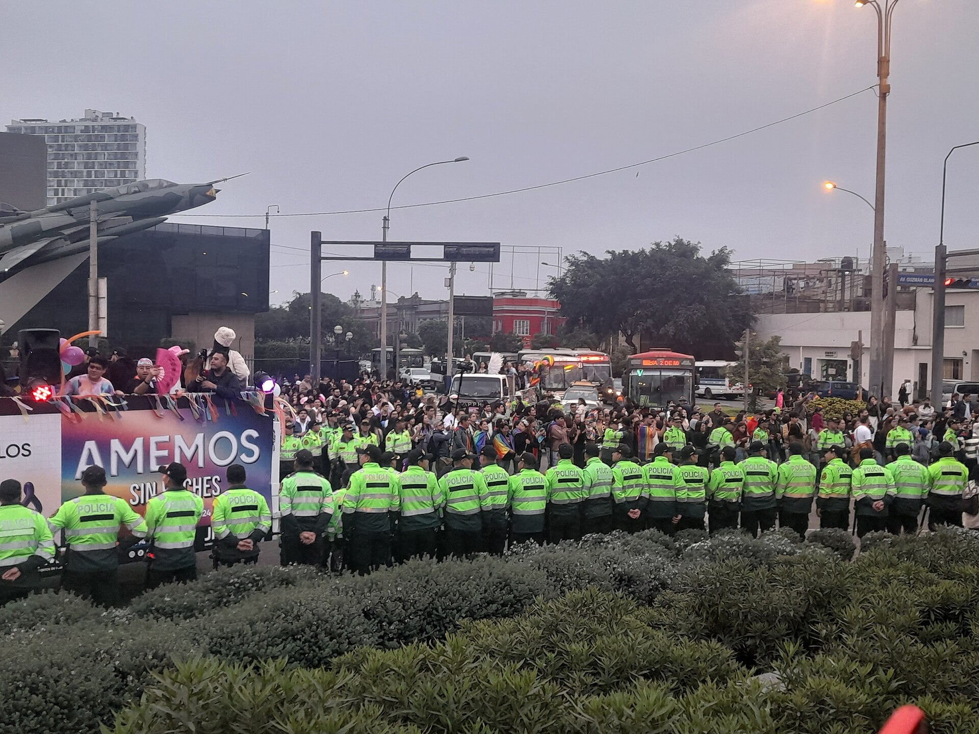 Peruvian police officers in high-visibility jackets on a street in Lima (file photo)