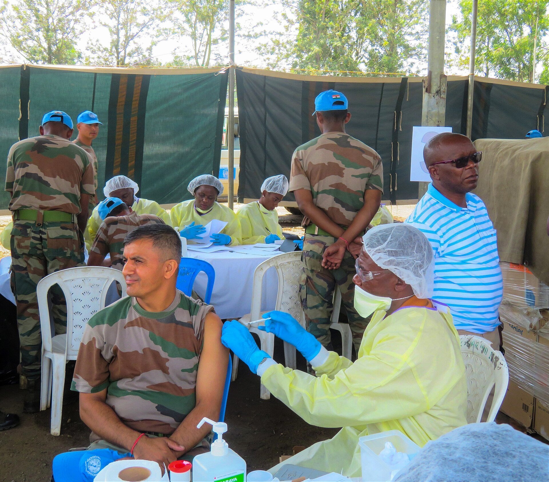 DRC Ebola outbreak - health workers at an Ebola vaccination campaign in North Kivu